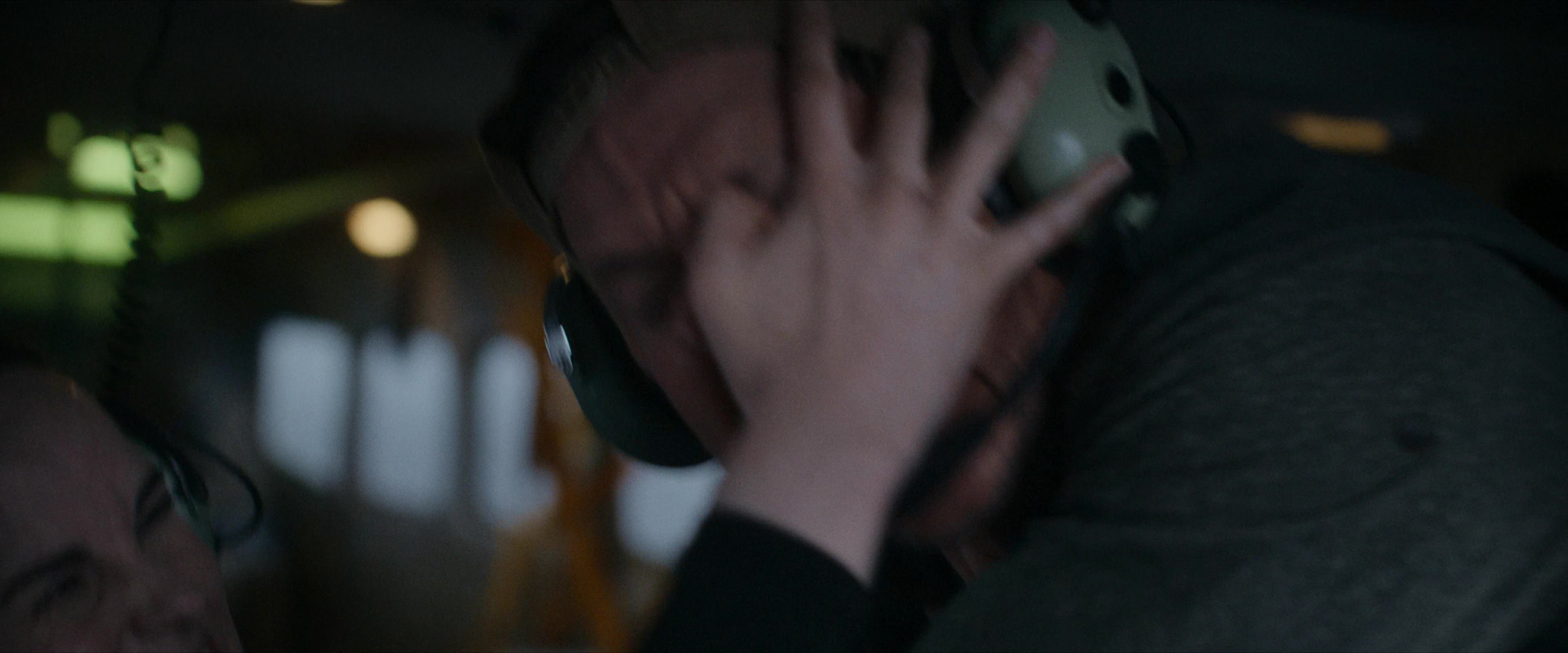 Flight Risk (2025) [4K] HD screenshot 2627