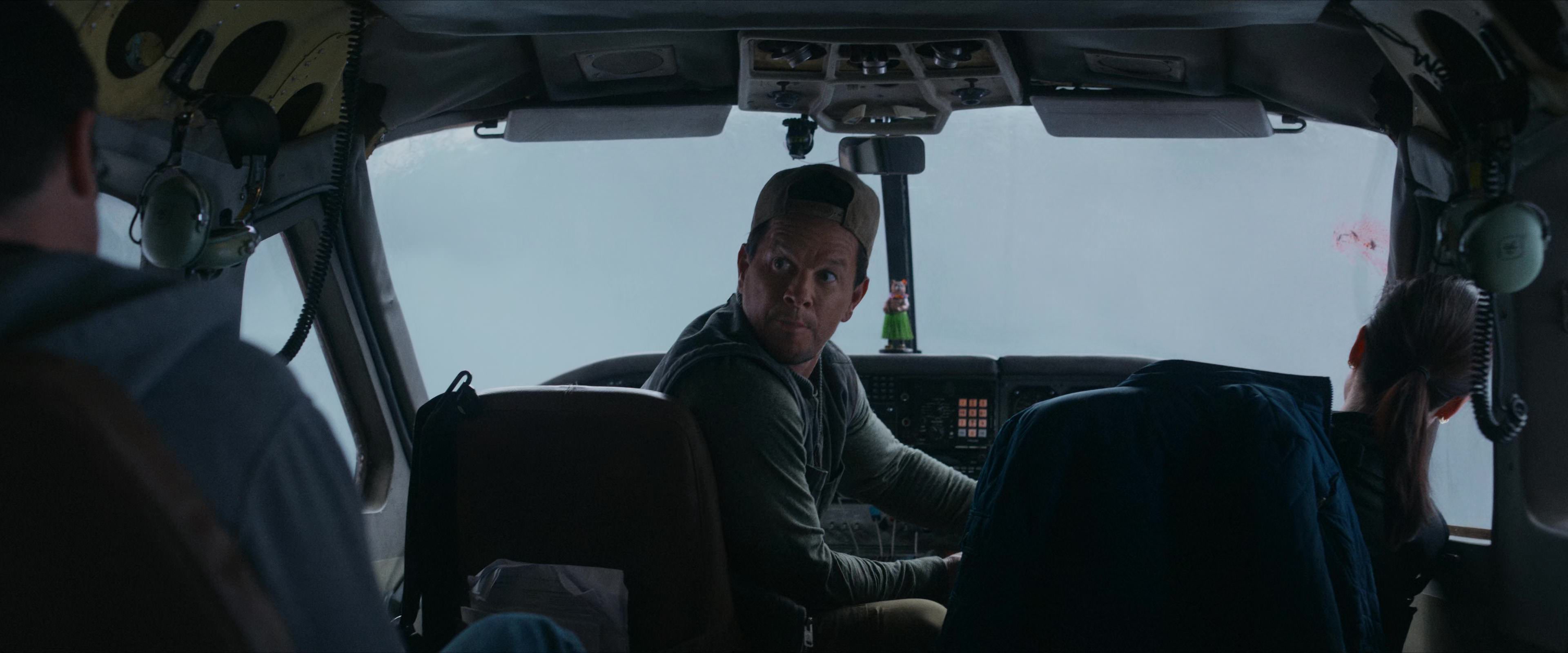 Flight Risk (2025) [4K] HD screenshot 2666