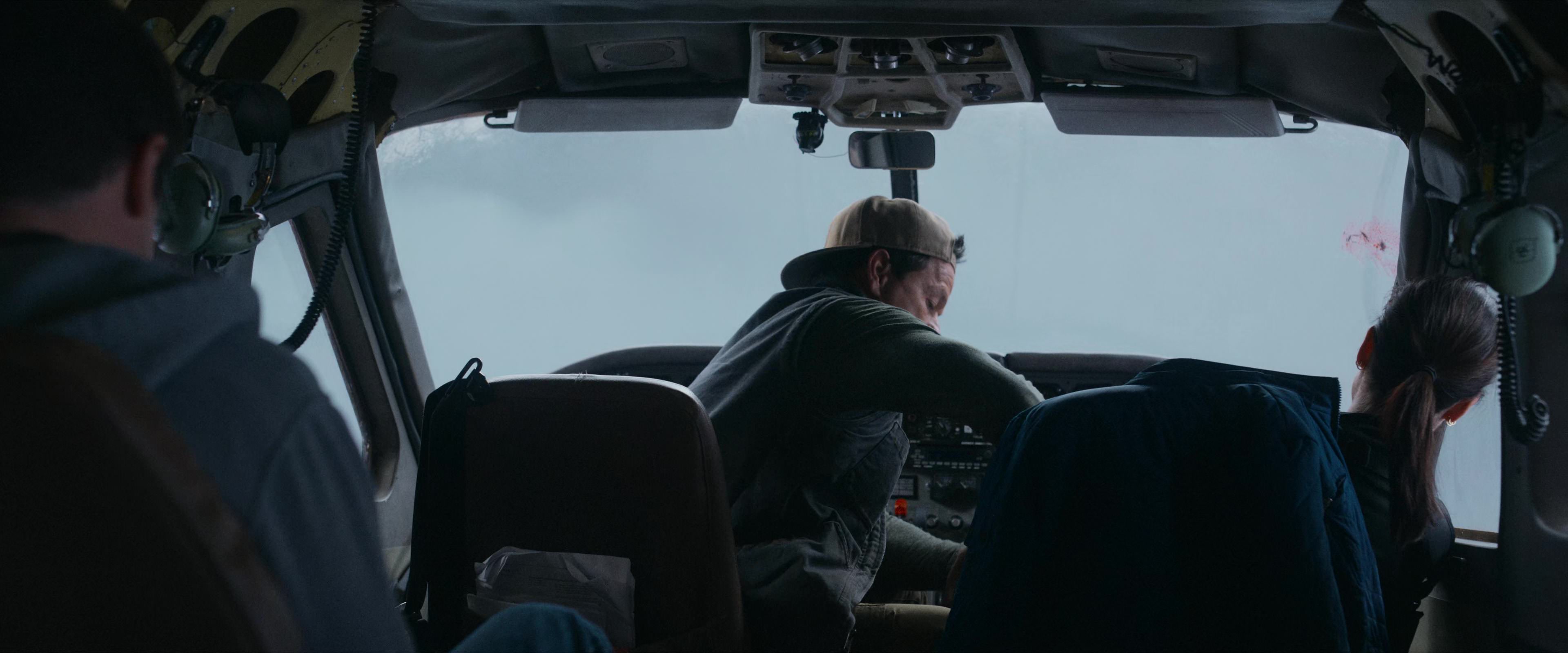 Flight Risk (2025) [4K] movie still 2671