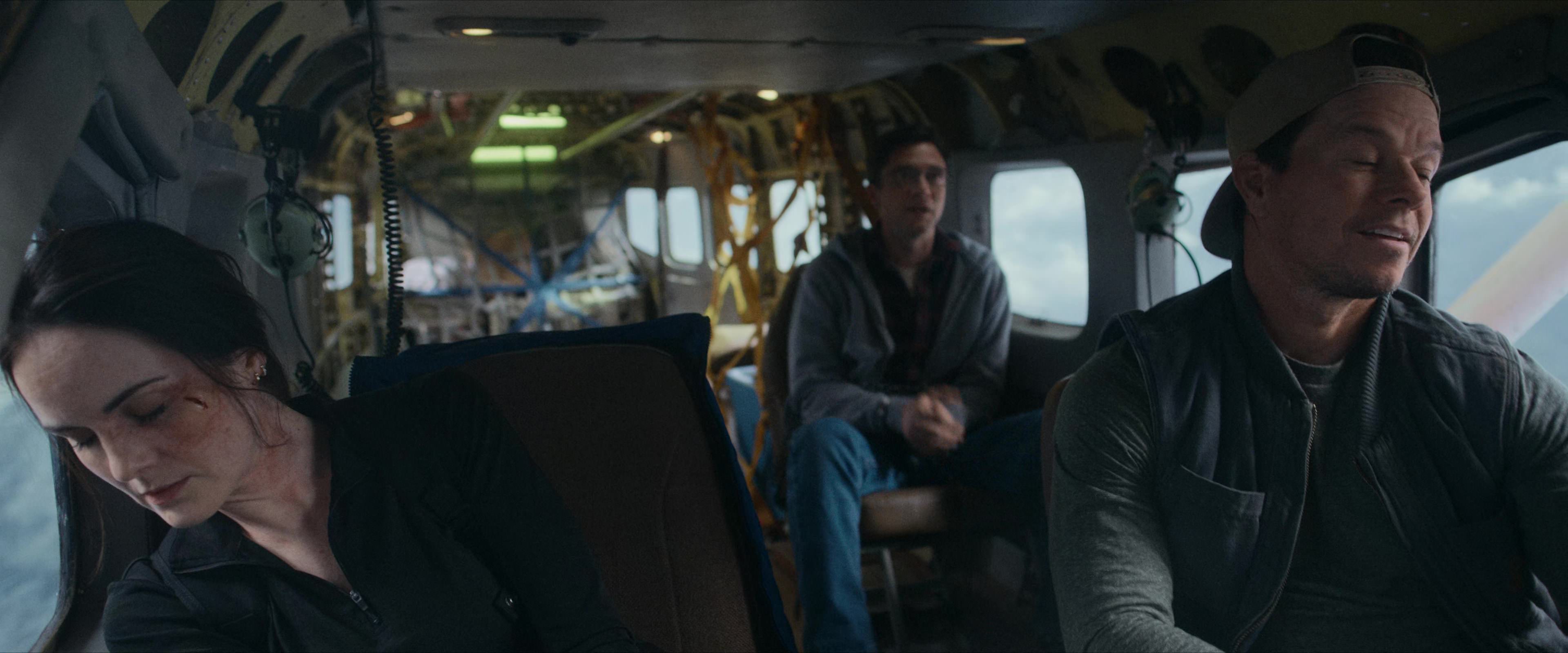 Flight Risk (2025) [4K] movie still 2785