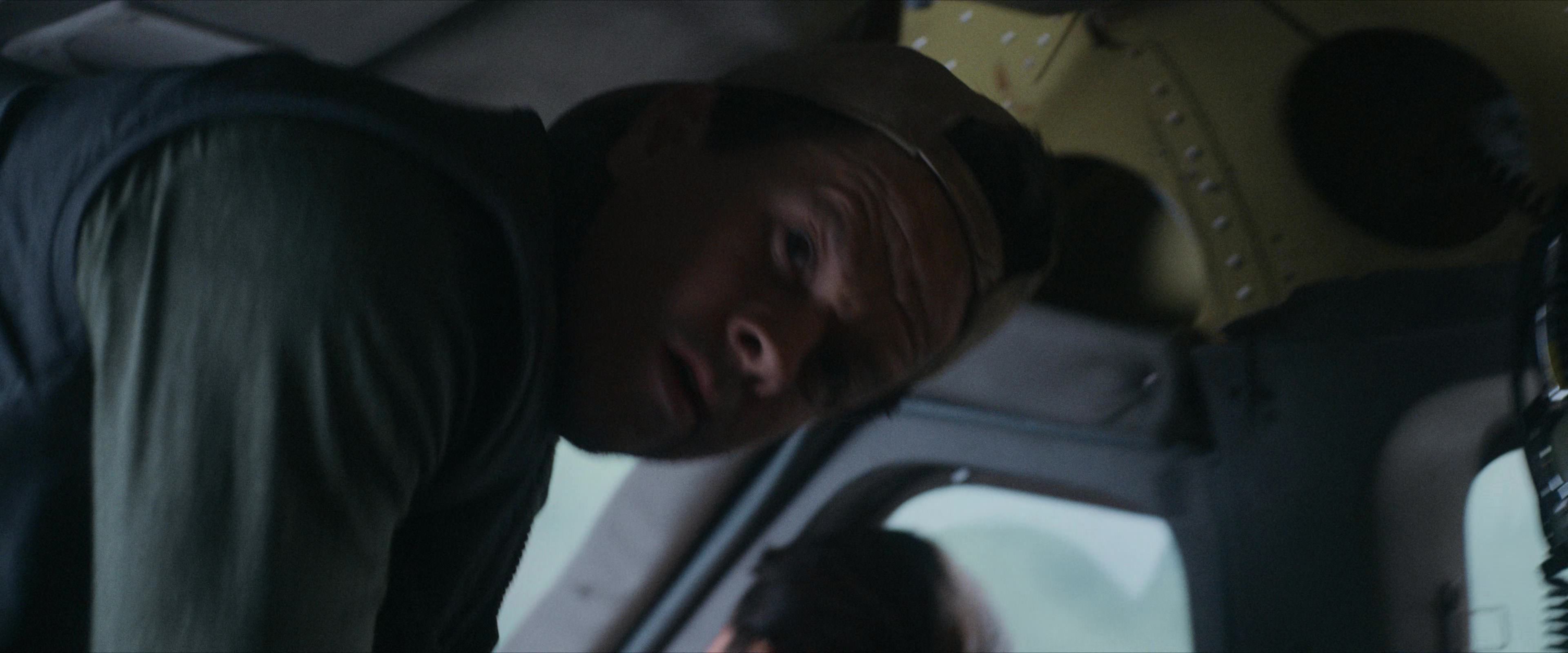 Flight Risk (2025) [4K] screencap 2940