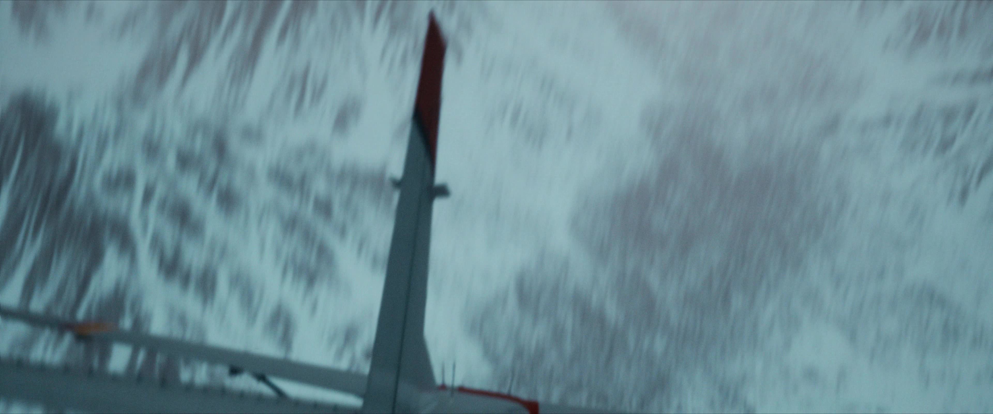 Flight Risk (2025) [4K] HD screenshot 3155