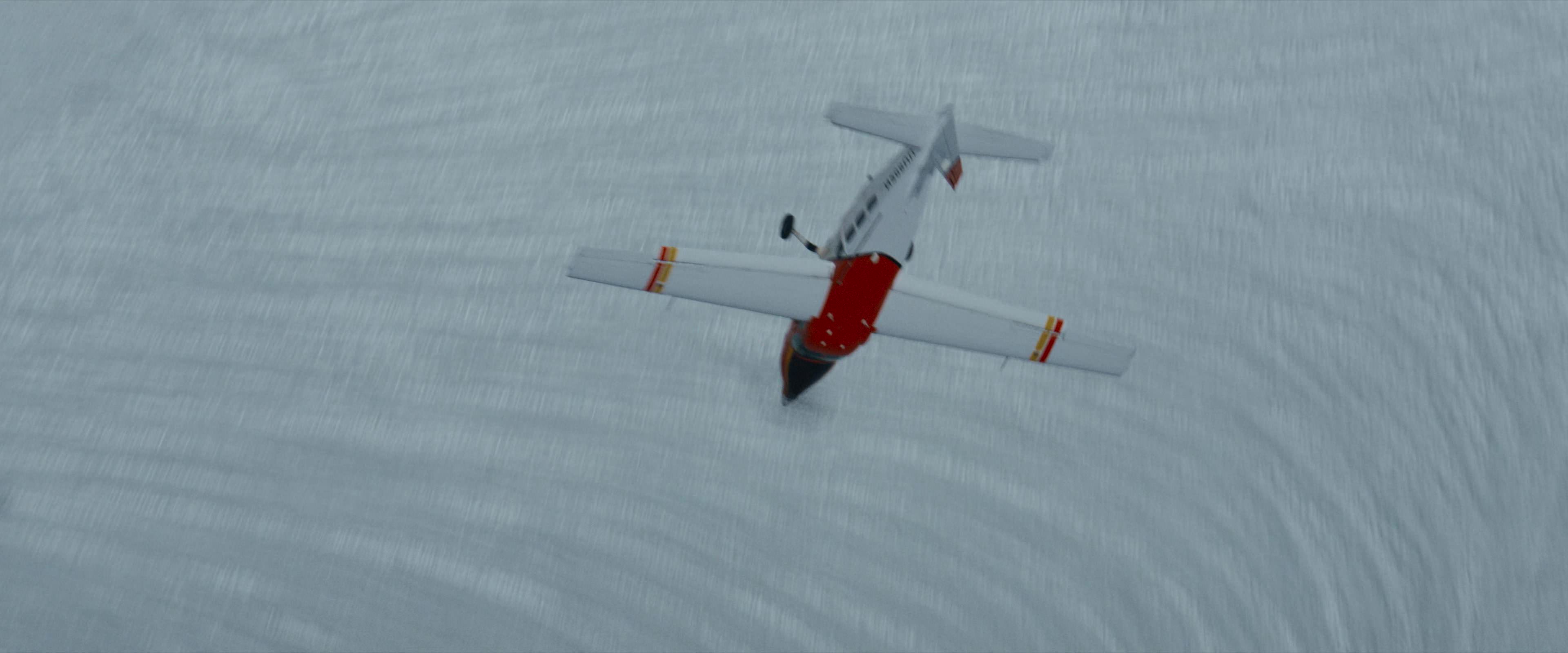 Flight Risk (2025) [4K] screencap 3216