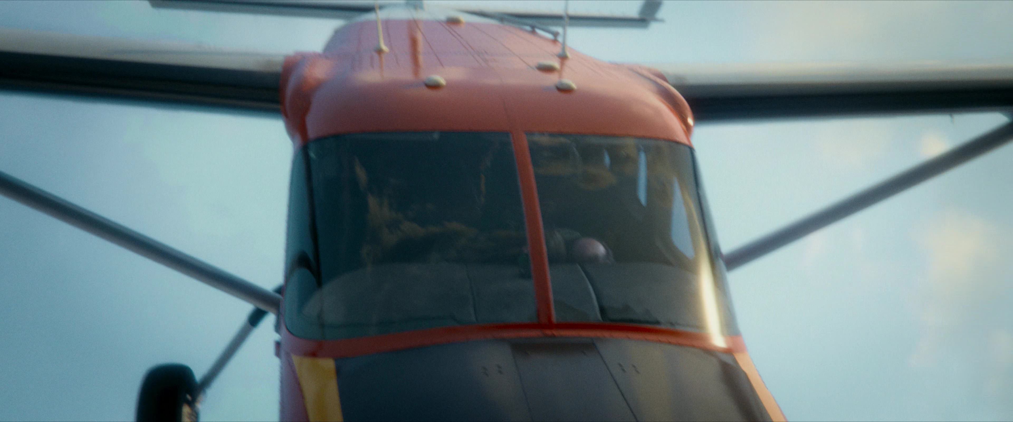 Flight Risk (2025) [4K] screencap 3219