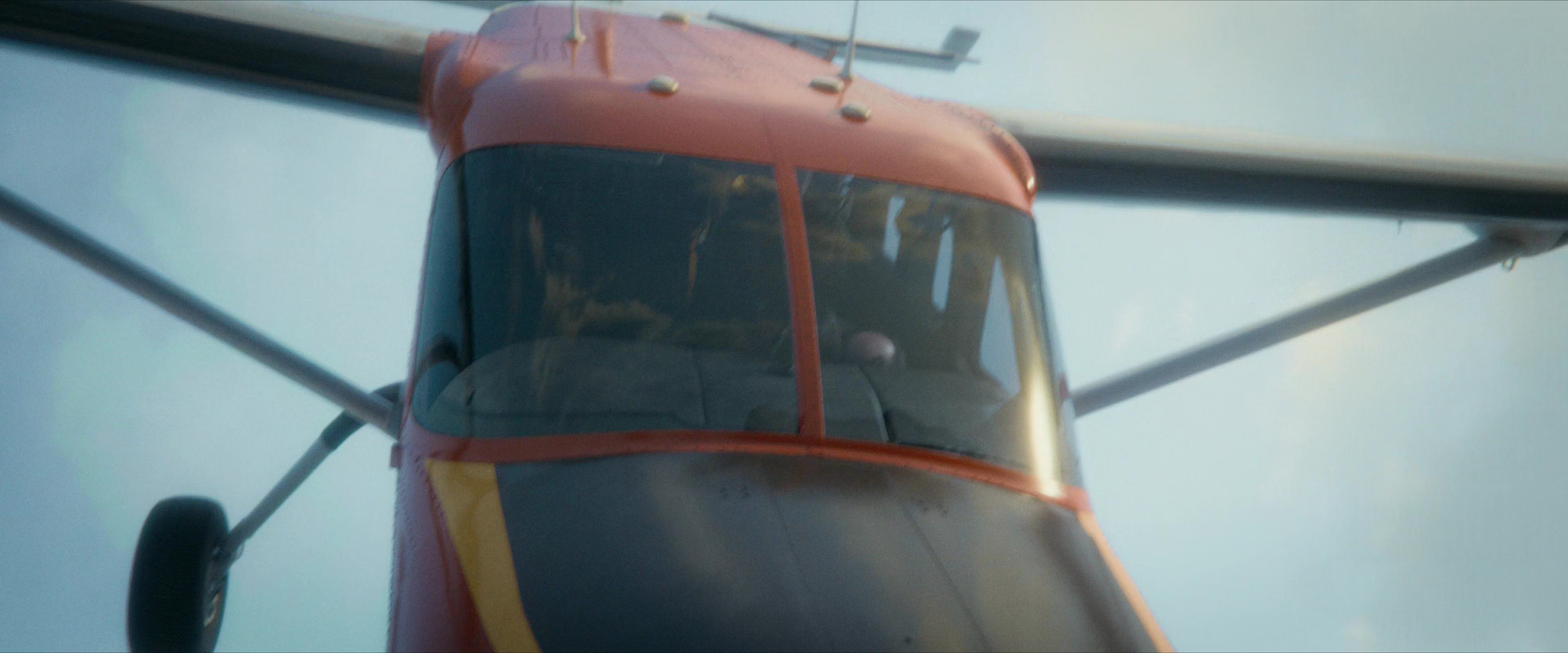 Flight Risk (2025) [4K] HD screenshot 3221