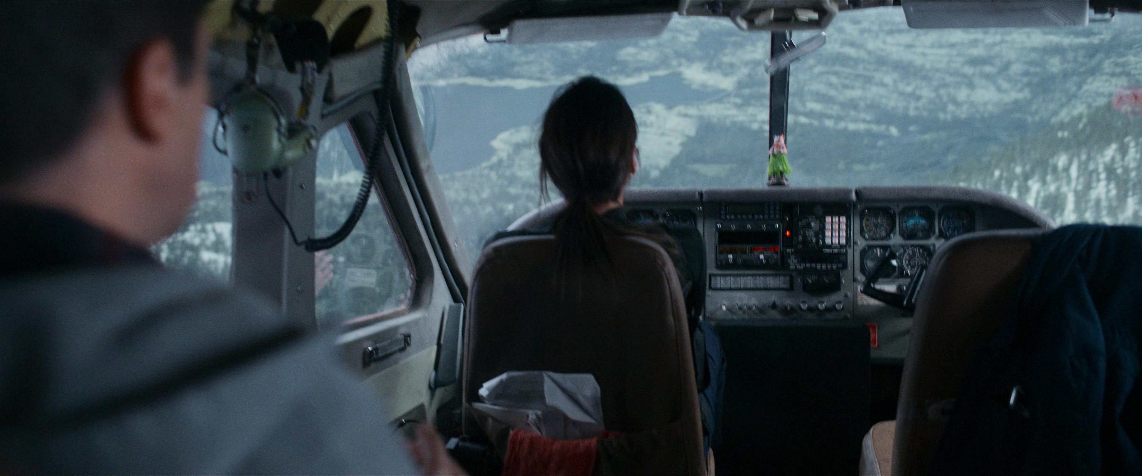 Flight Risk (2025) [4K] HD screenshot 3296