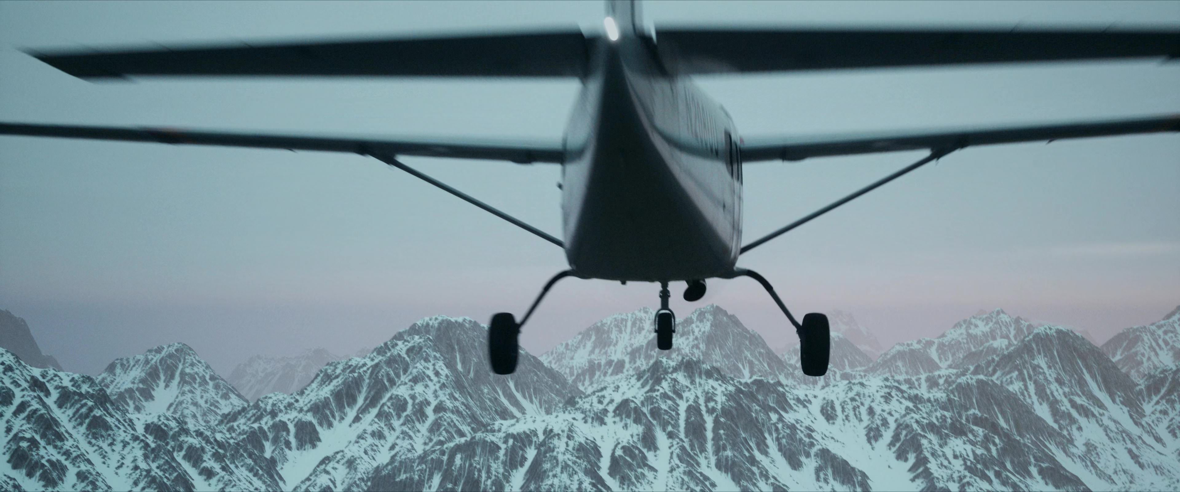 Flight Risk (2025) [4K] HD screenshot 3311