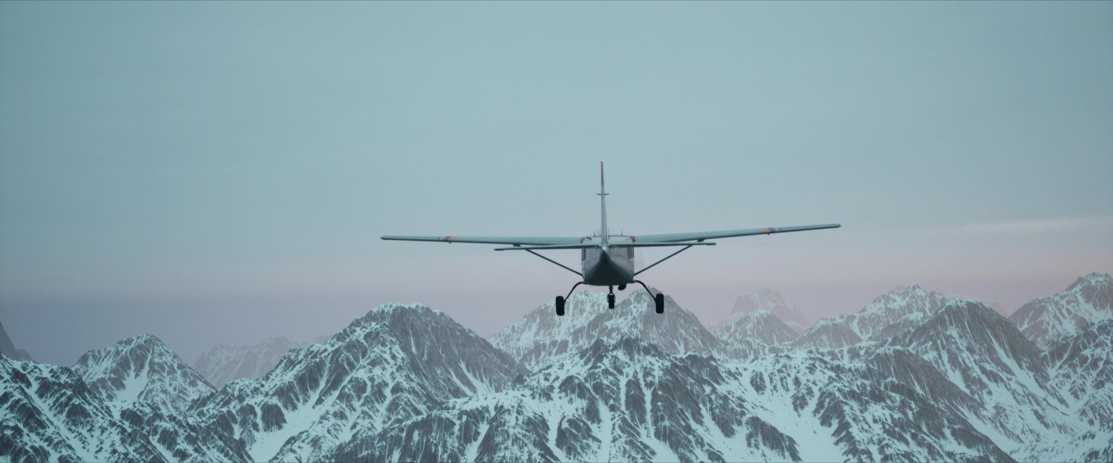 Flight Risk (2025) [4K] HD screenshot 3314