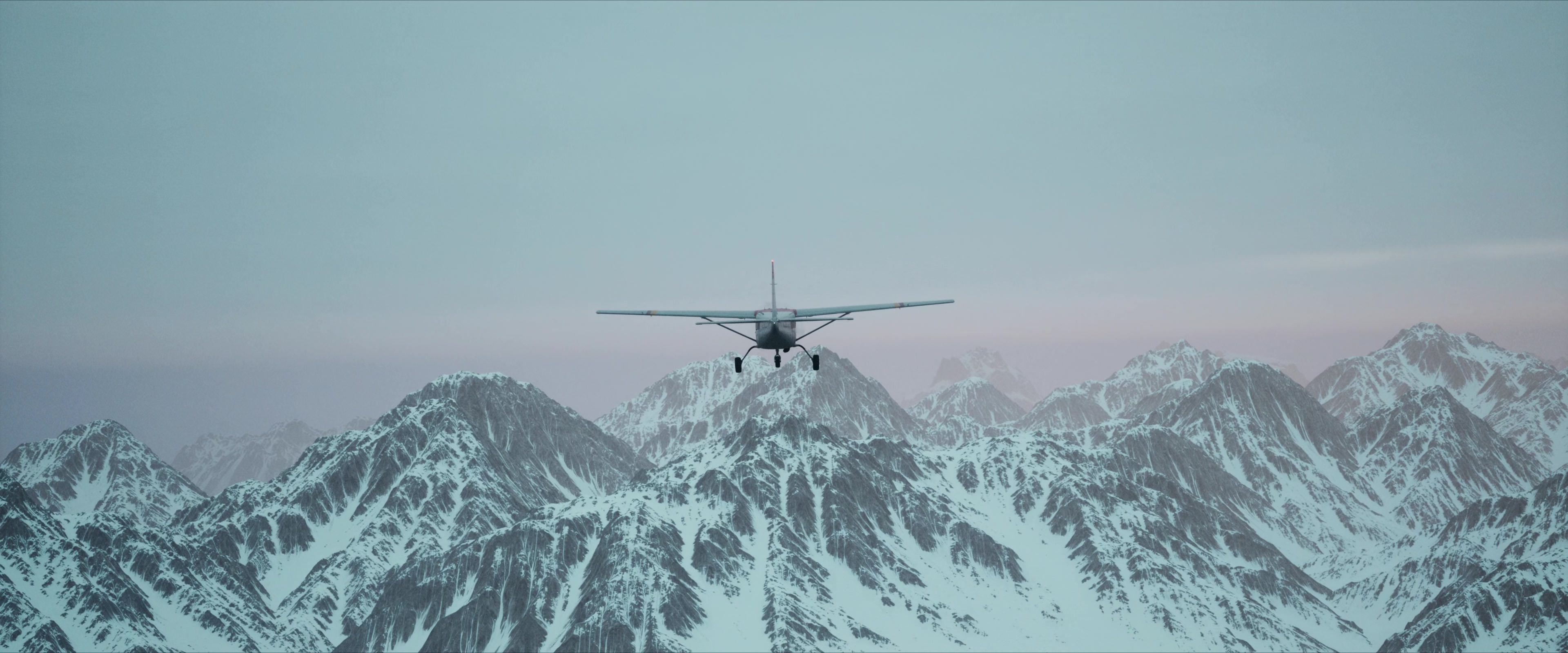 Flight Risk (2025) [4K] HD screenshot 3317
