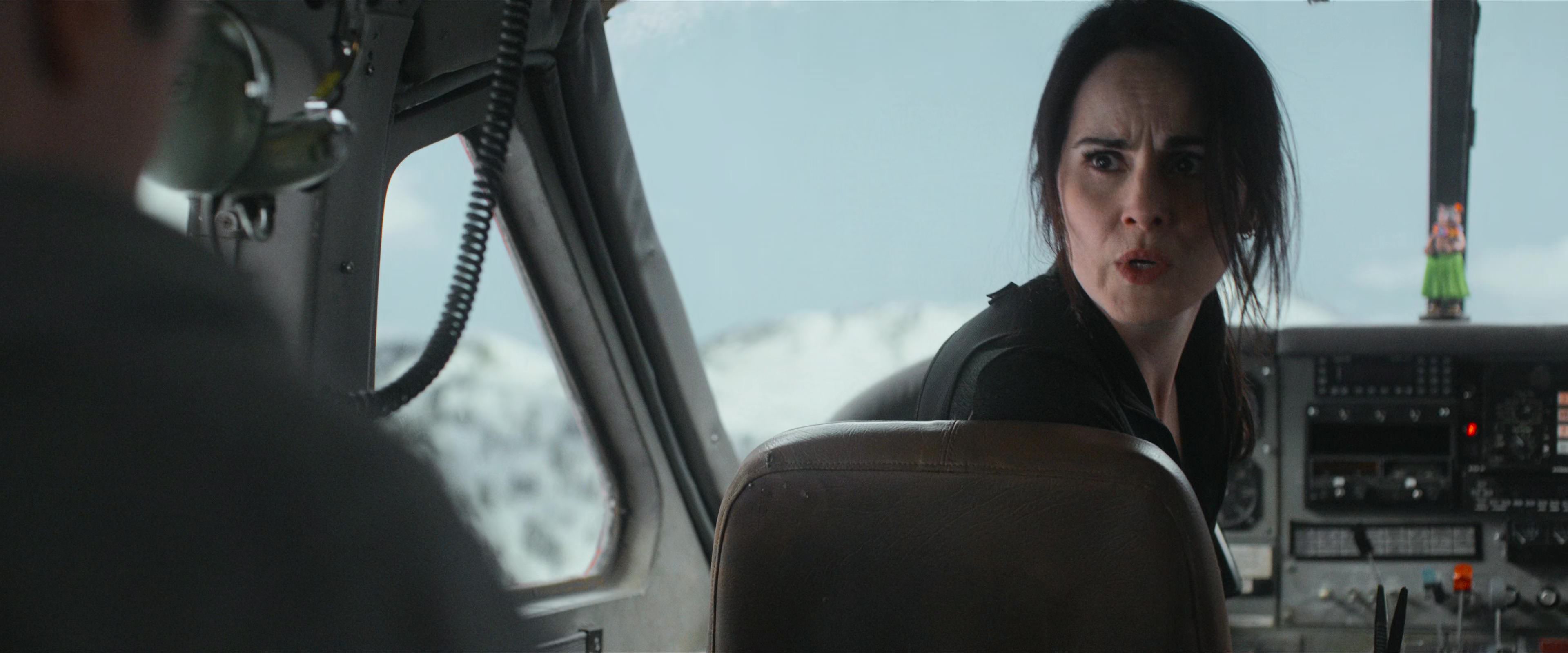 Flight Risk (2025) [4K] HD screenshot 3452