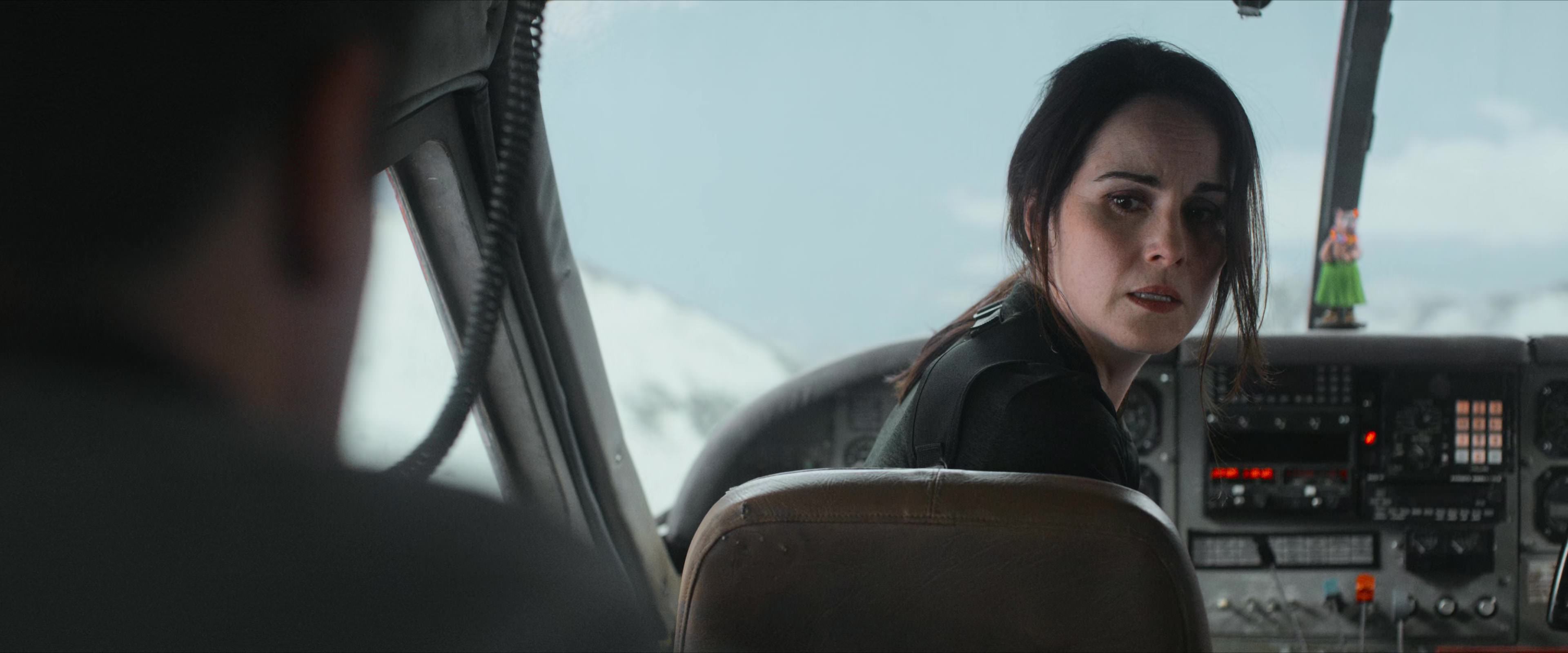 Flight Risk (2025) [4K] HD screenshot 3473