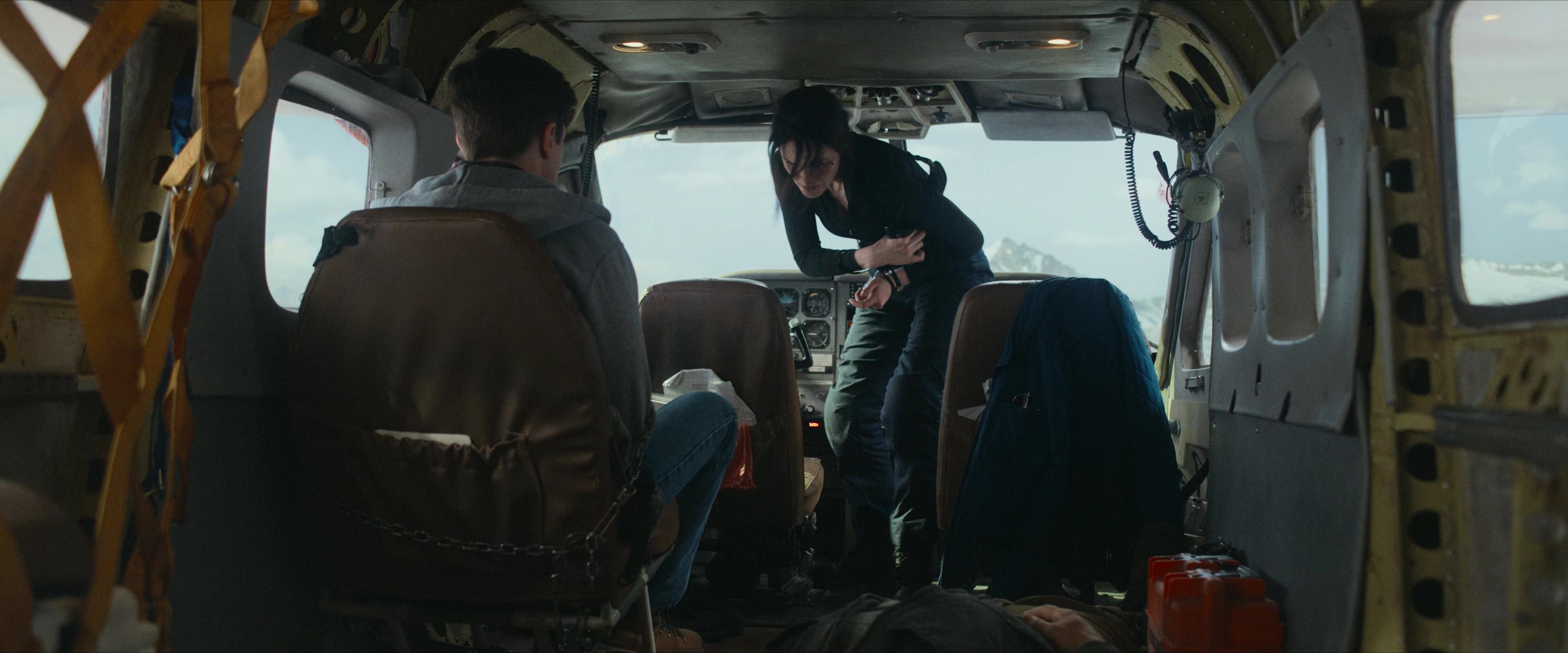 Flight Risk (2025) [4K] HD screenshot 3515
