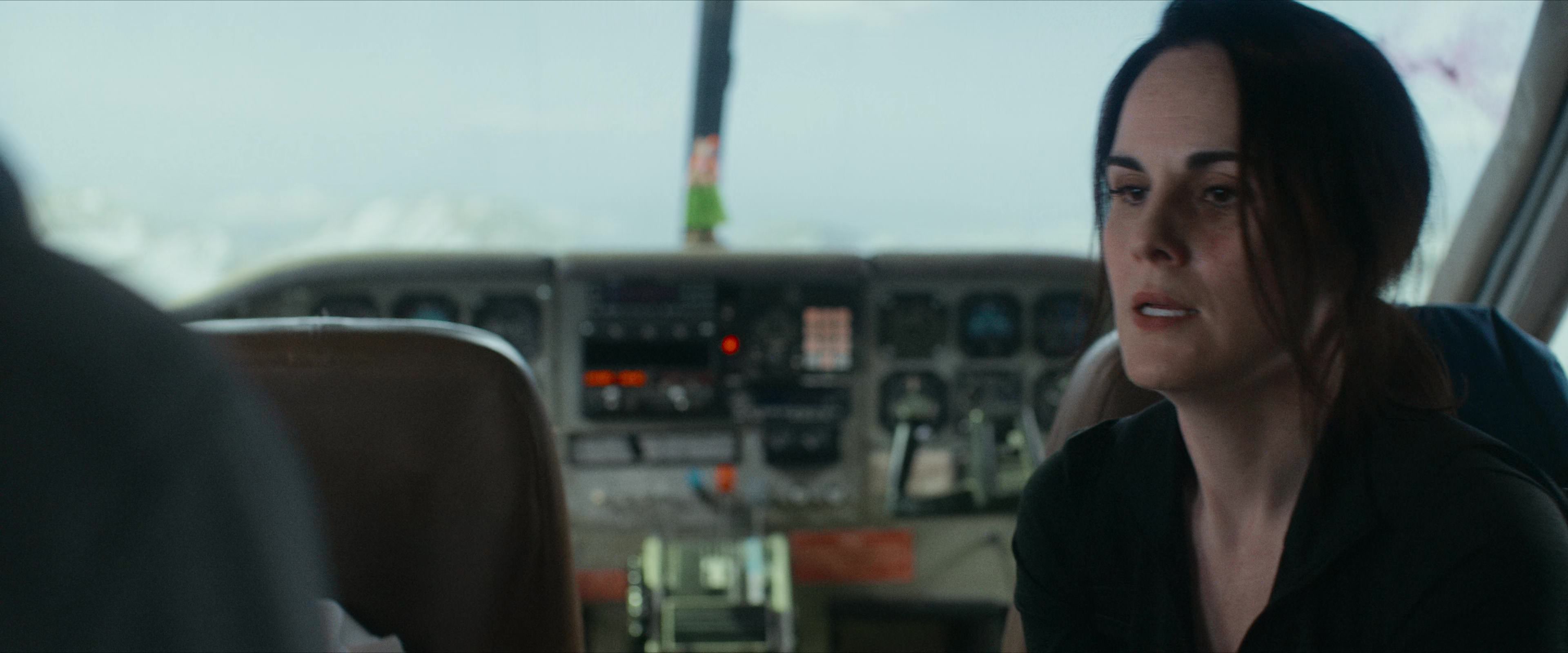 Flight Risk (2025) [4K] screencap 3591