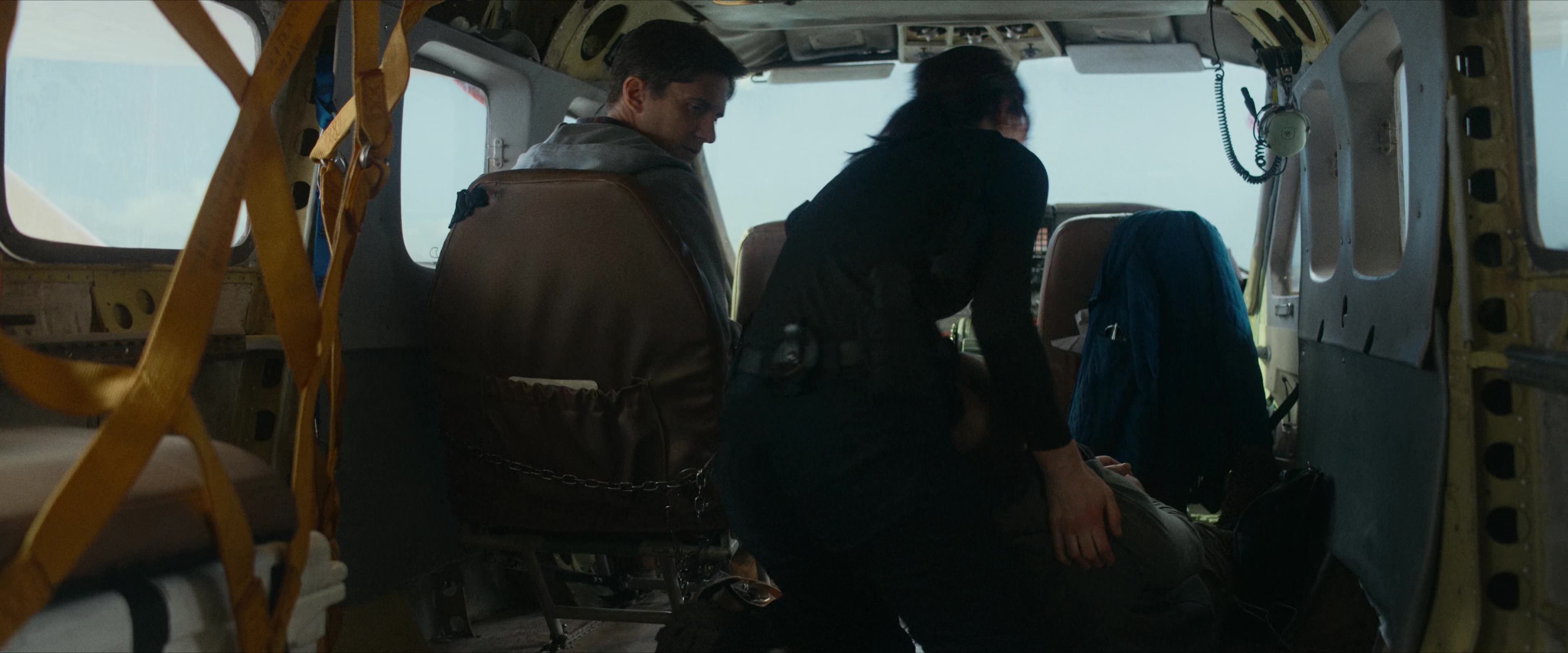 Flight Risk (2025) [4K] screencap 3672