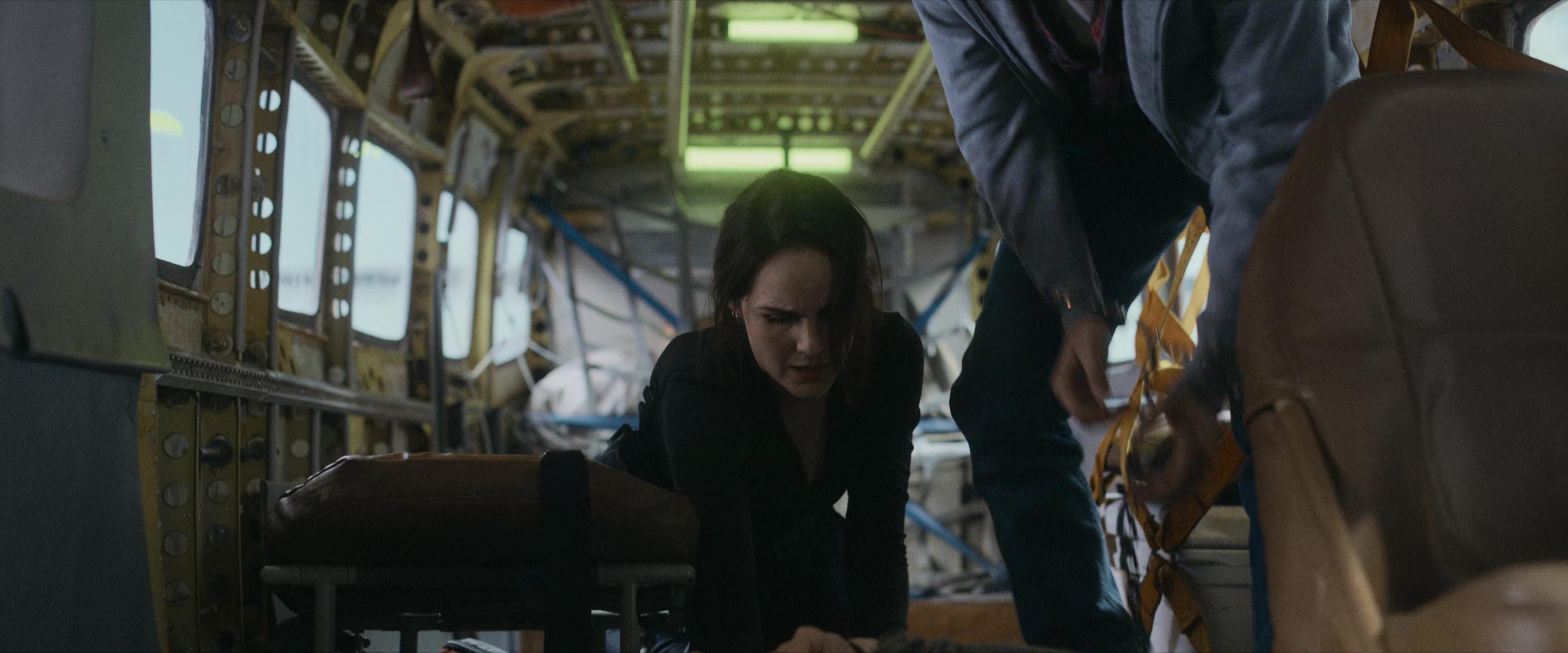 Flight Risk (2025) [4K] HD screenshot 3746