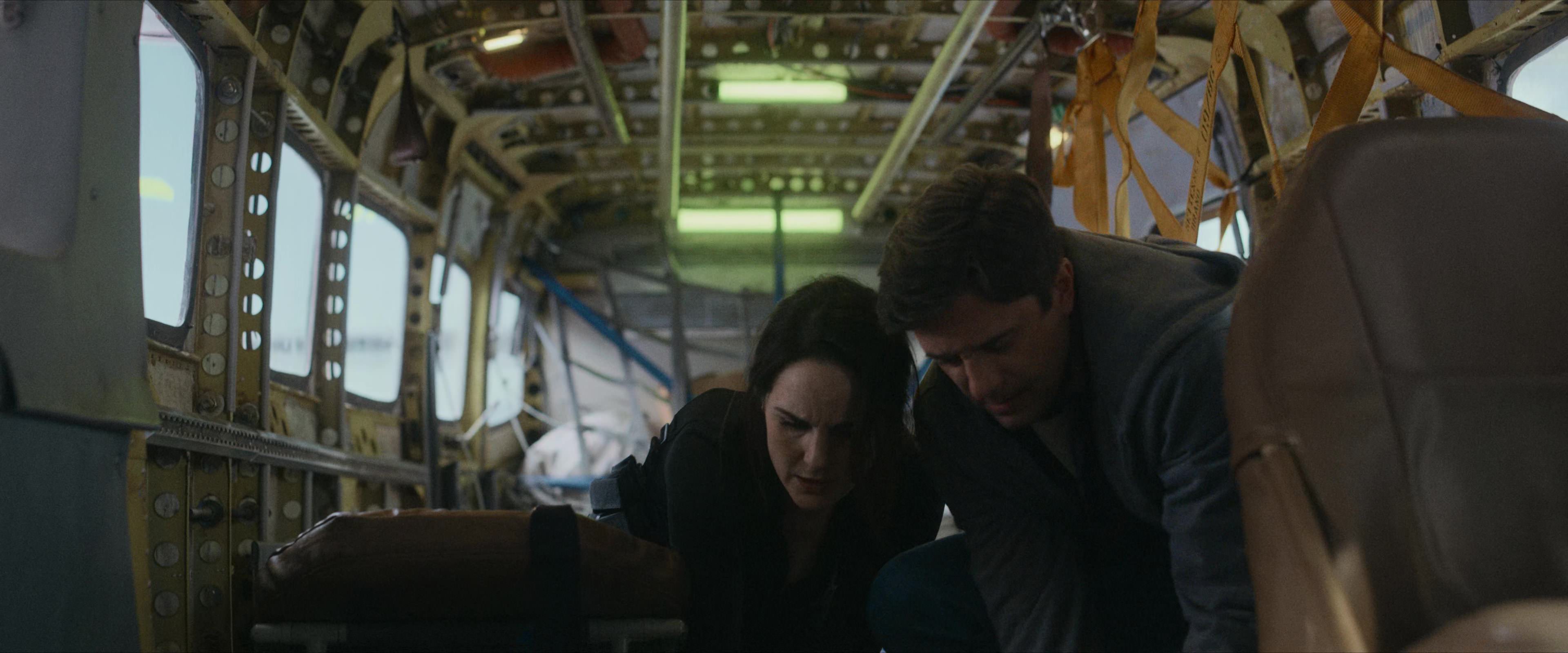 Flight Risk (2025) [4K] screencap 3750