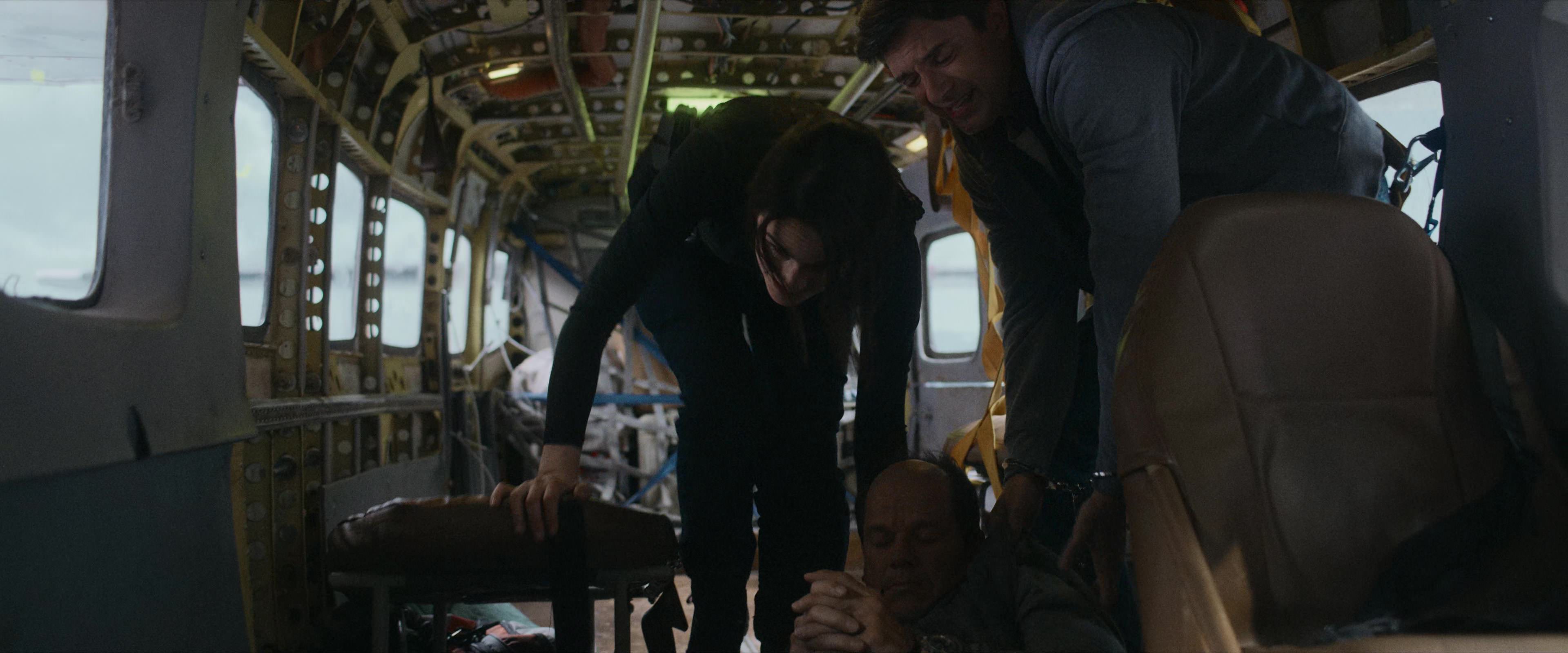 Flight Risk (2025) [4K] HD screenshot 3785