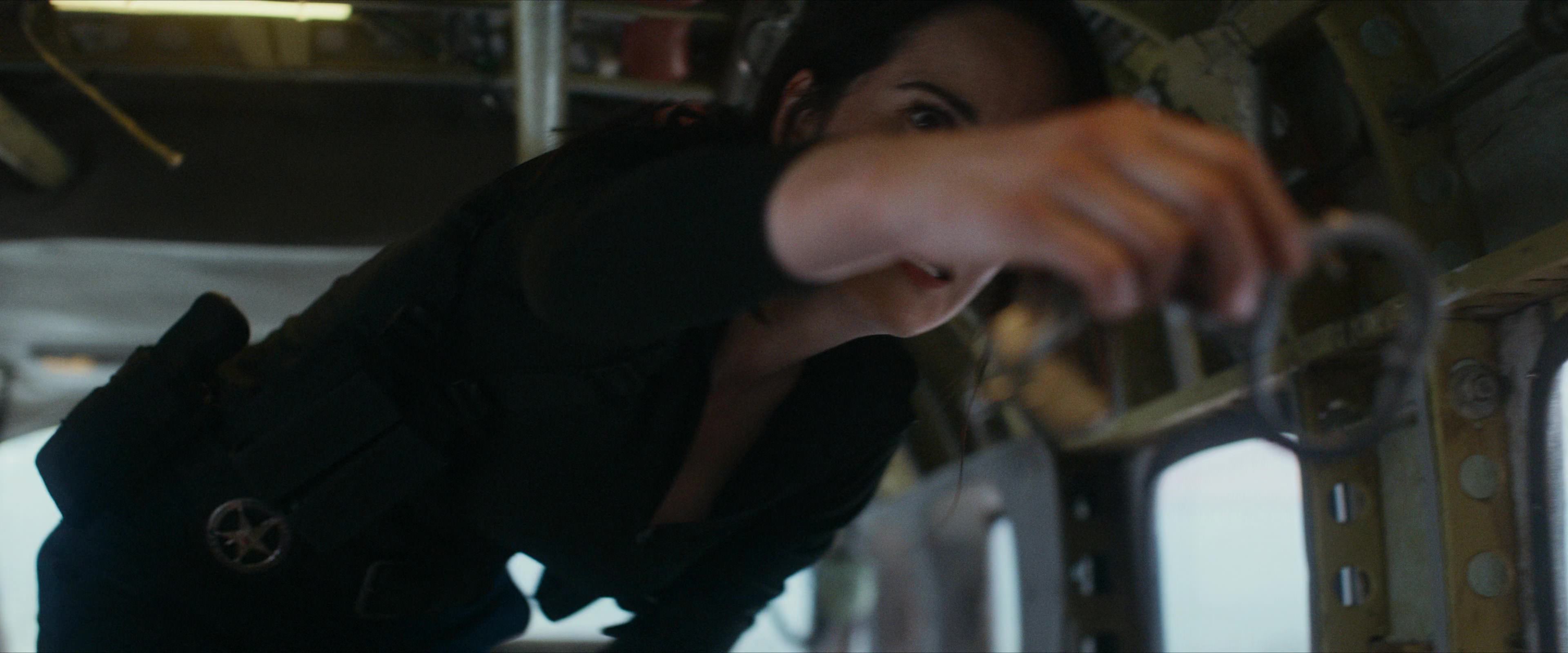 Flight Risk (2025) [4K] HD screenshot 3980