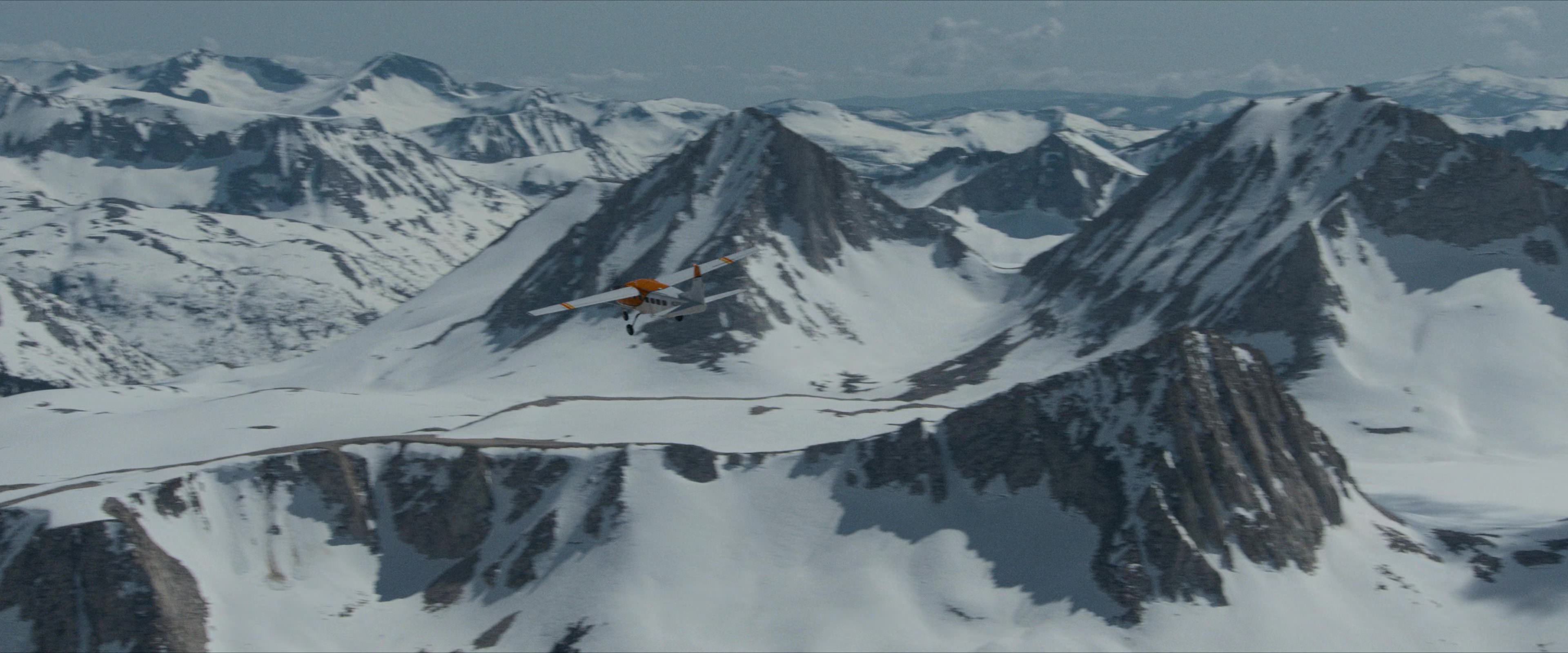 Flight Risk (2025) [4K] HD screenshot 4160
