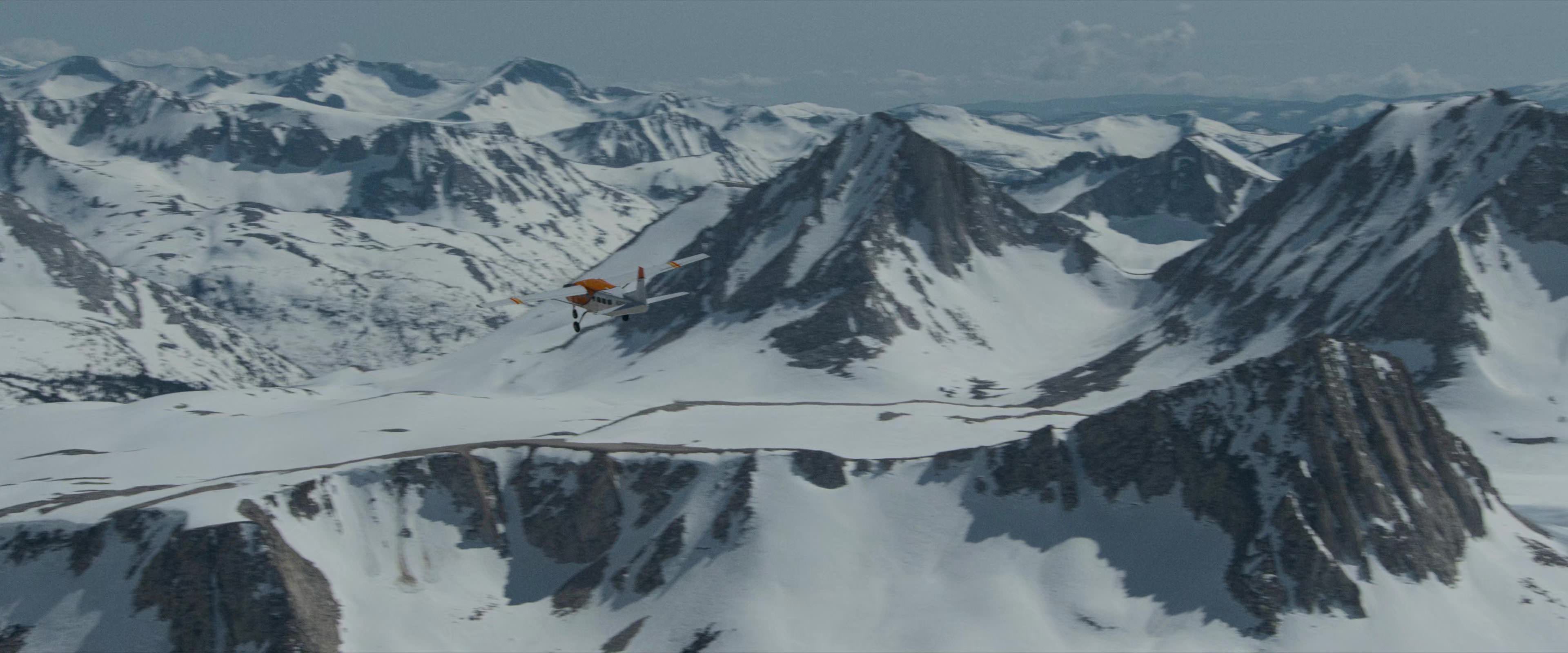 Flight Risk (2025) [4K] screencap 4161