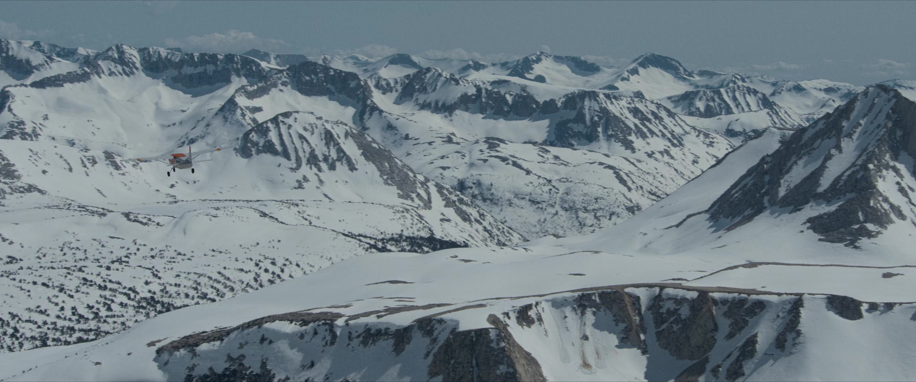 Flight Risk (2025) [4K] HD screenshot 4169