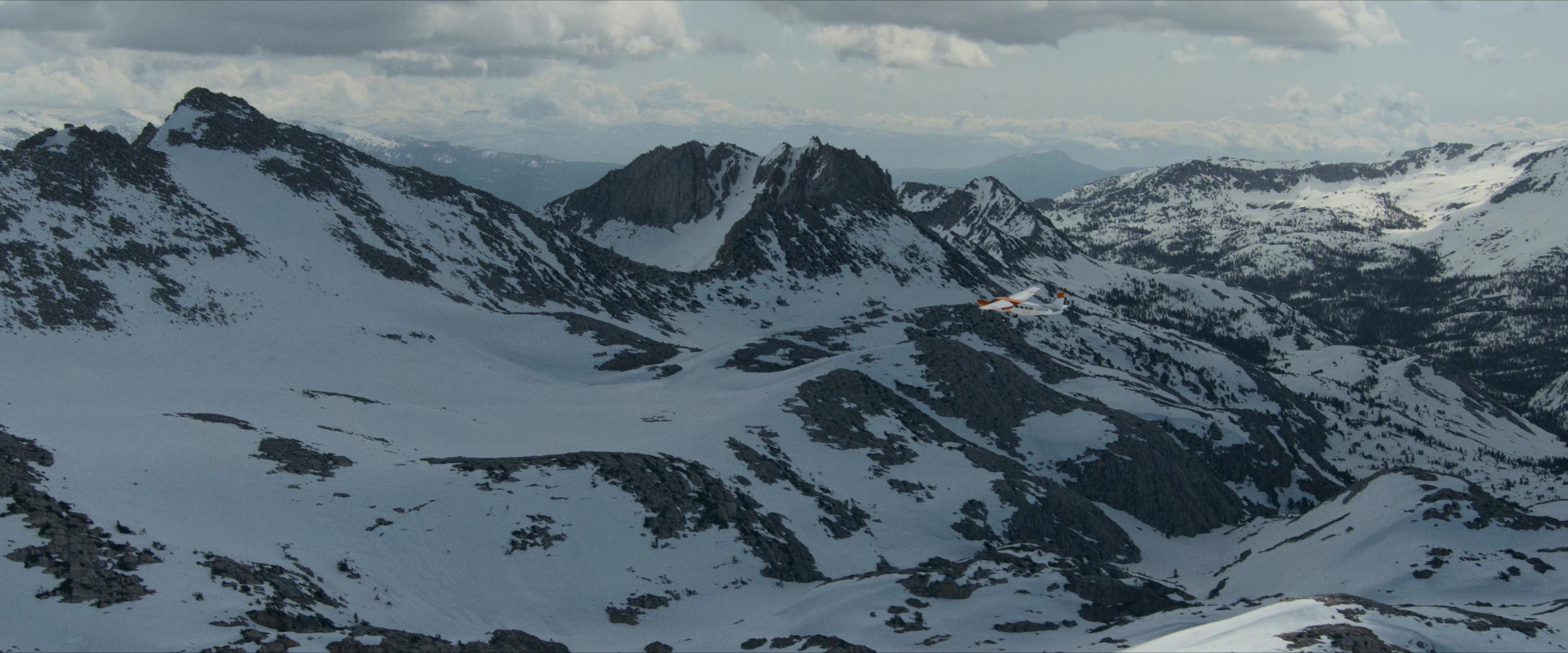 Flight Risk (2025) [4K] HD screenshot 4172