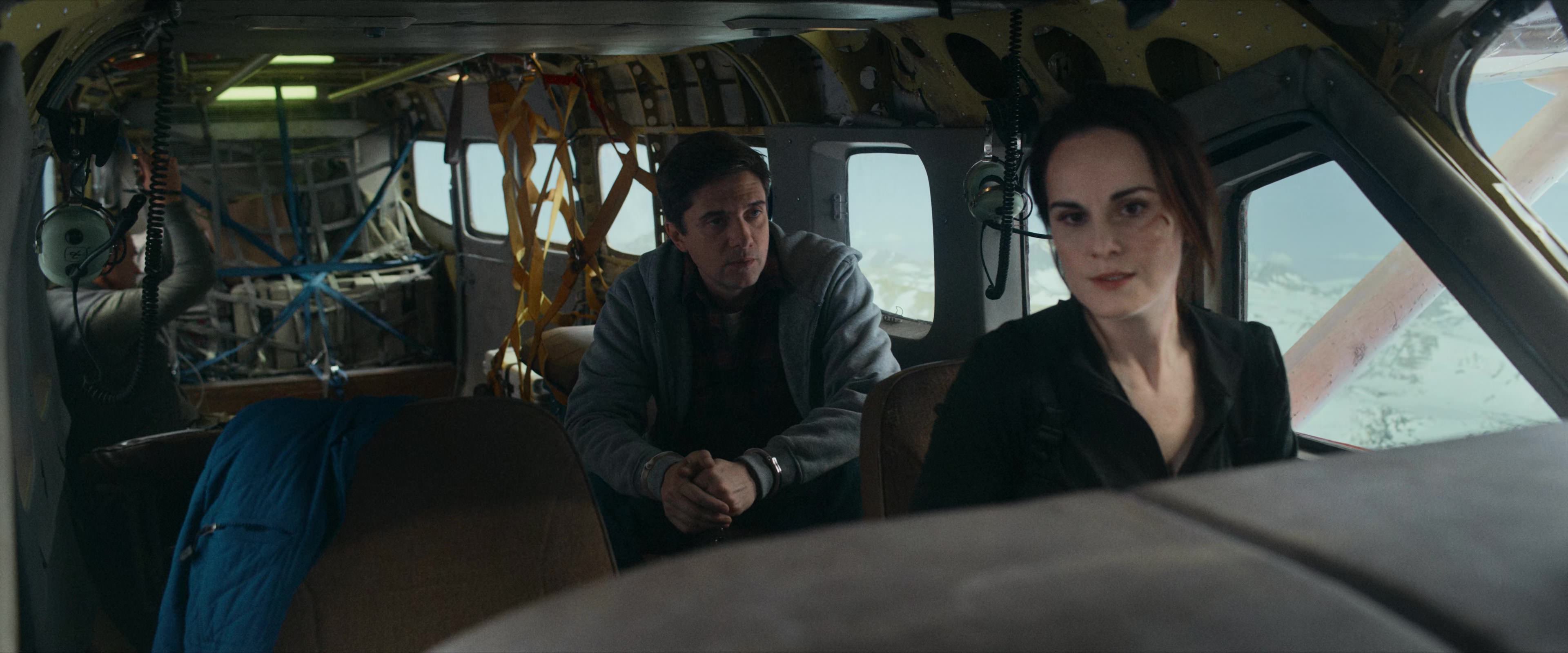 Flight Risk (2025) [4K] HD screenshot 4199