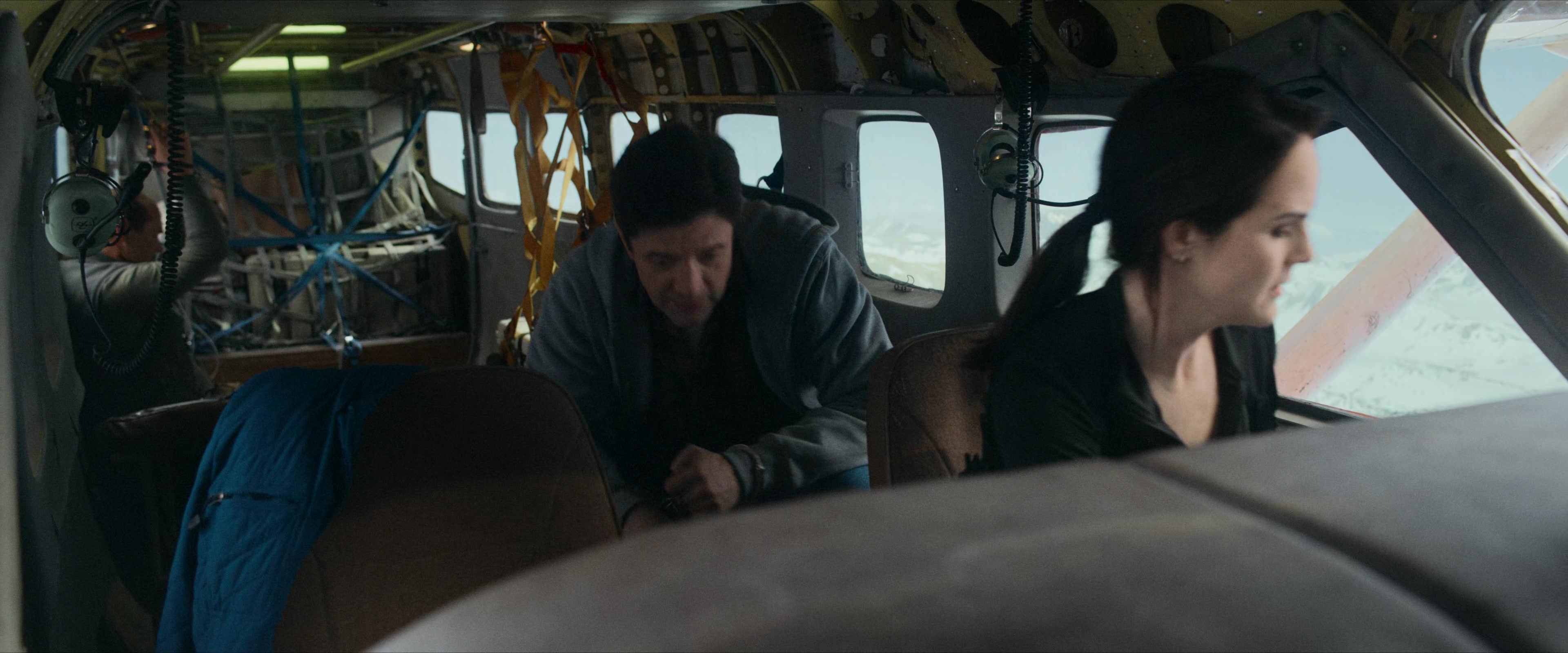 Flight Risk (2025) [4K] HD screenshot 4238