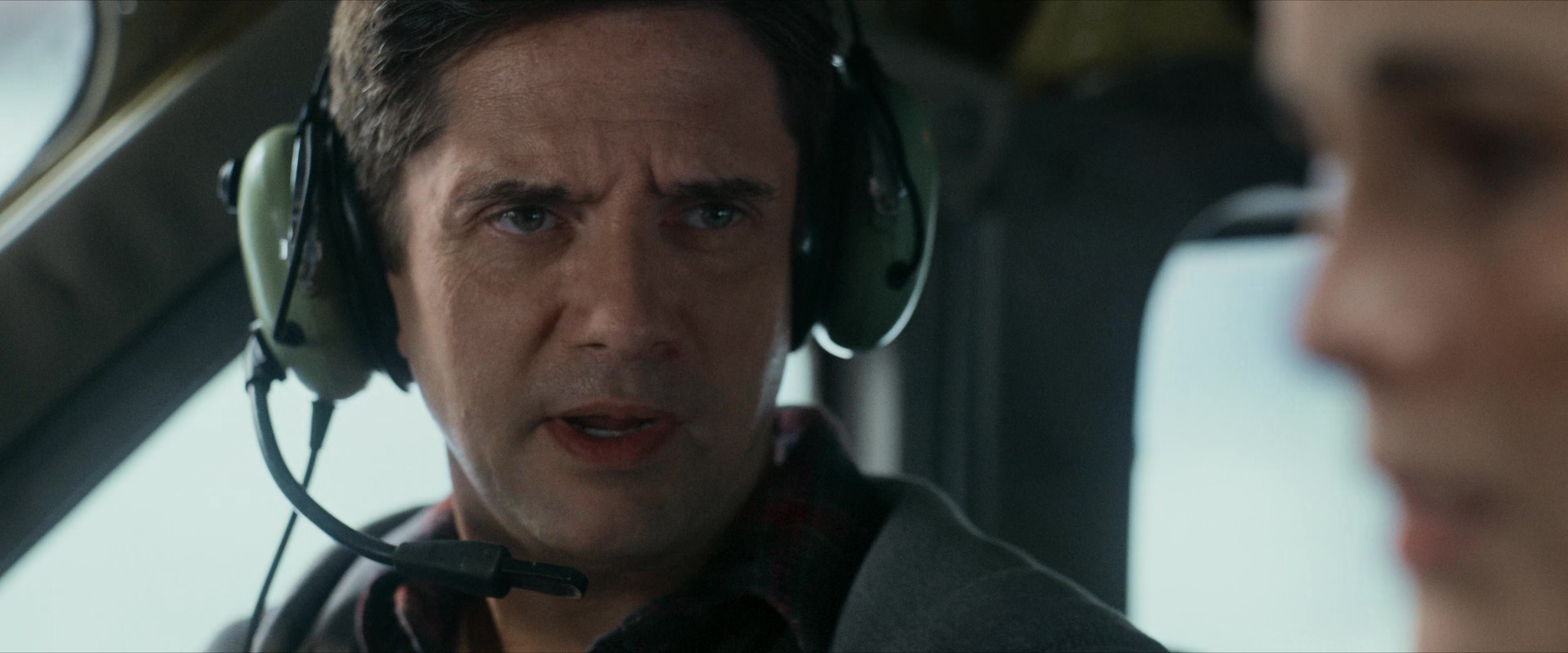 Flight Risk (2025) [4K] screencap 4287
