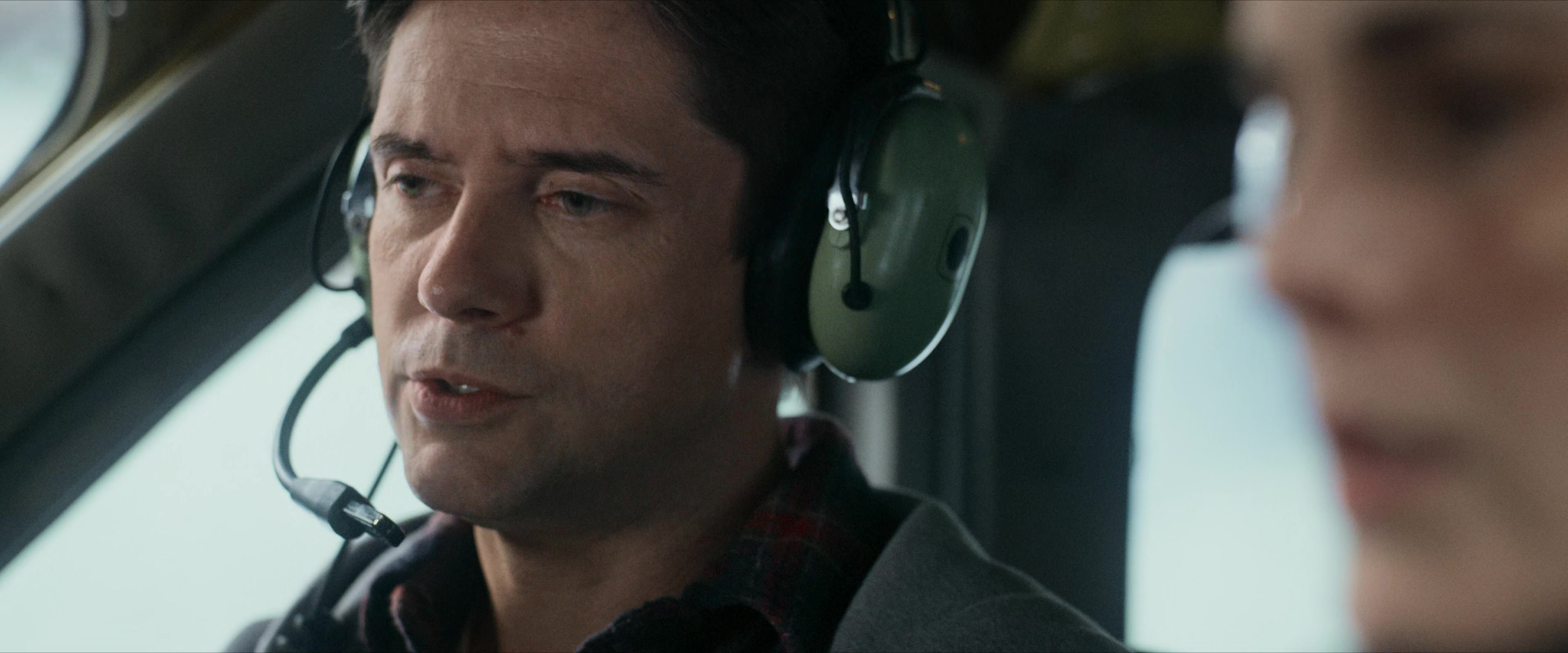 Flight Risk (2025) [4K] screencap 4293