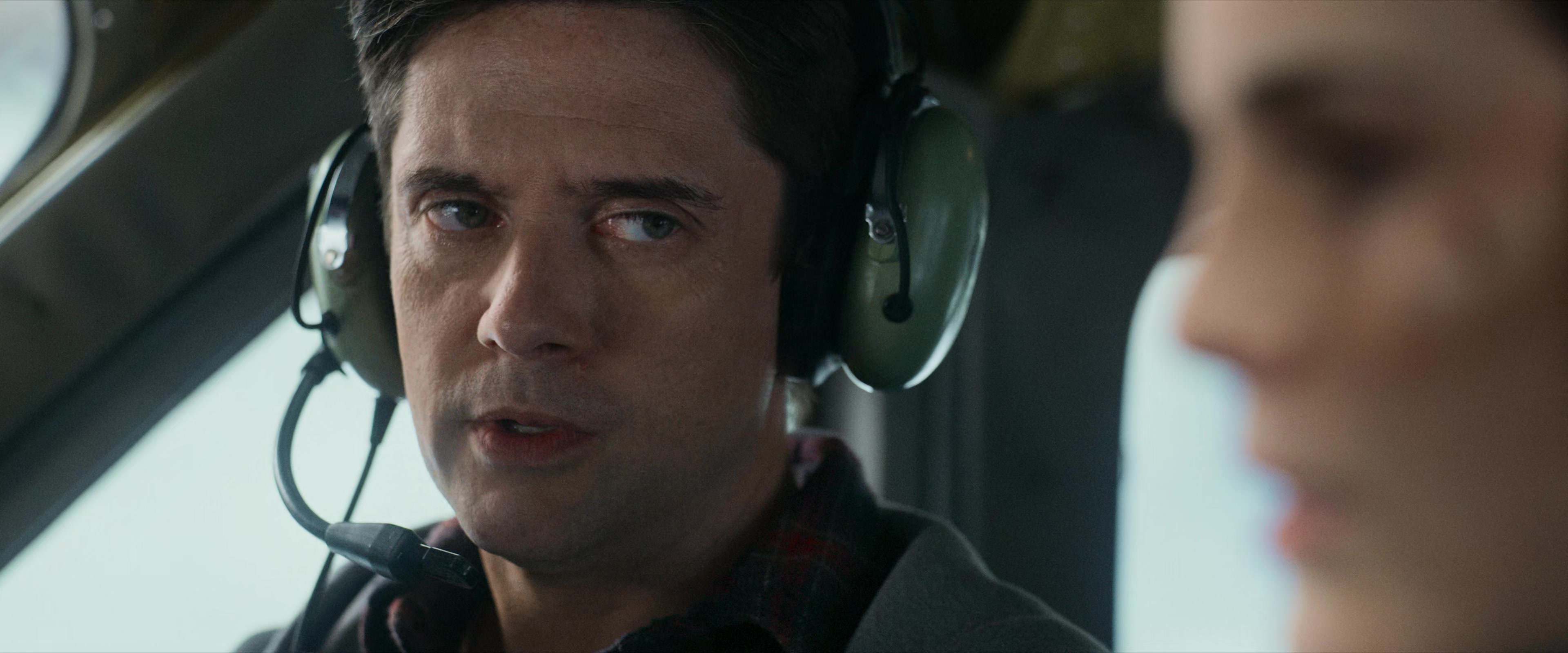 Flight Risk (2025) [4K] screencap 4302