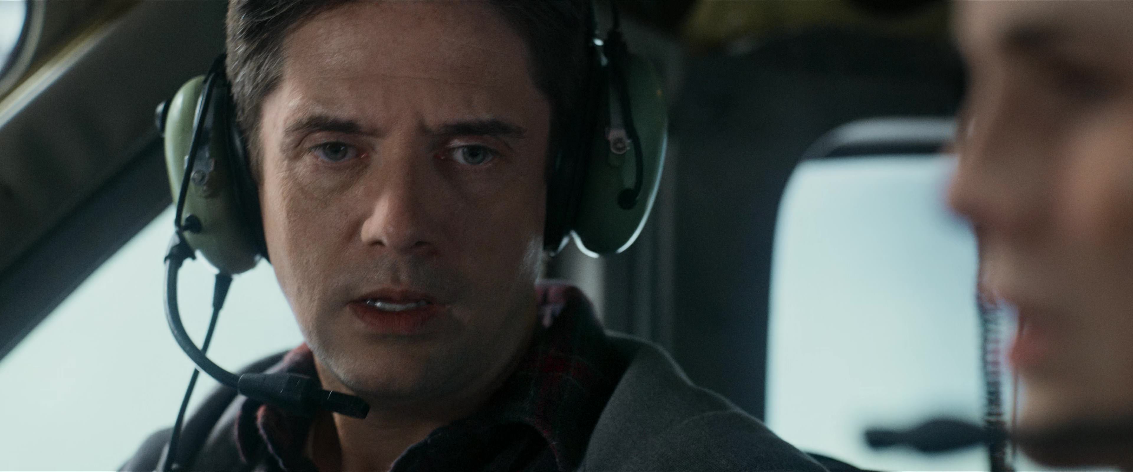 Flight Risk (2025) [4K] HD screenshot 4316