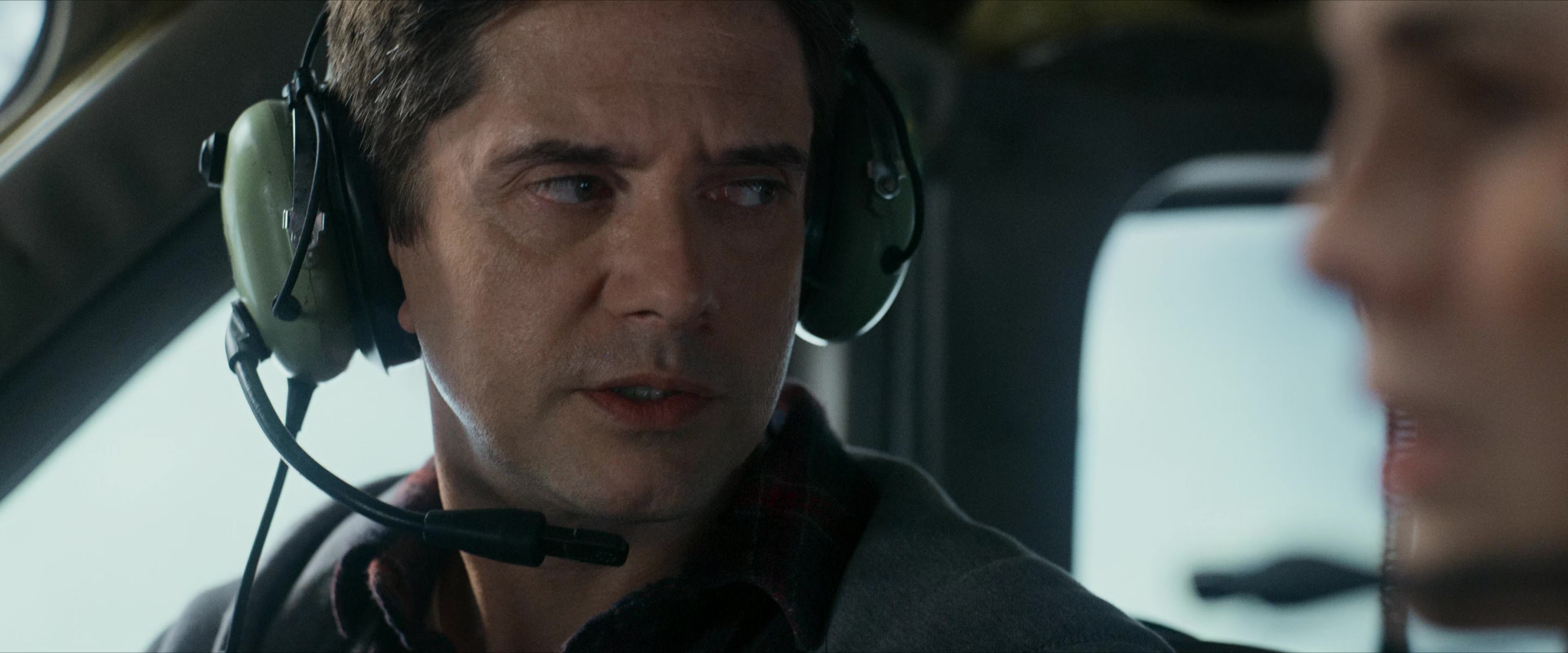 Flight Risk (2025) [4K] HD screenshot 4319