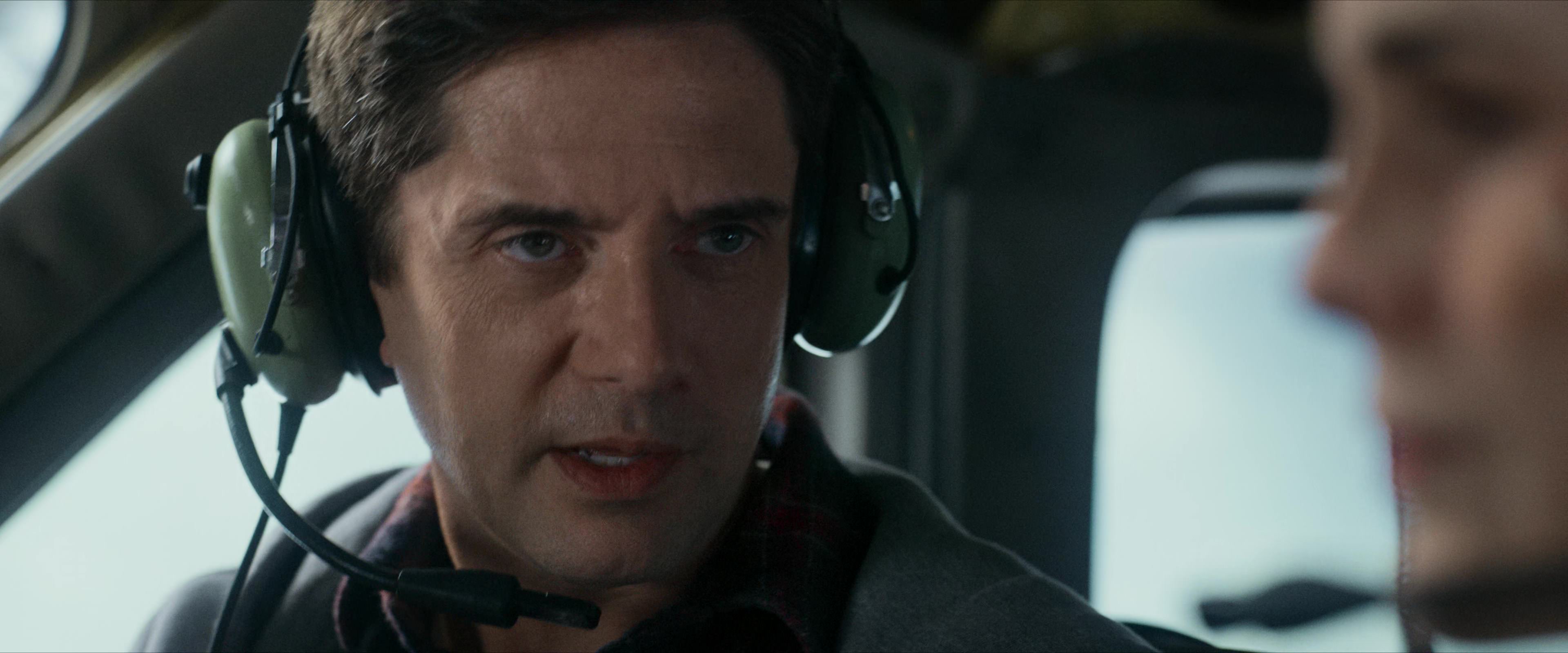 Flight Risk (2025) [4K] HD screenshot 4331