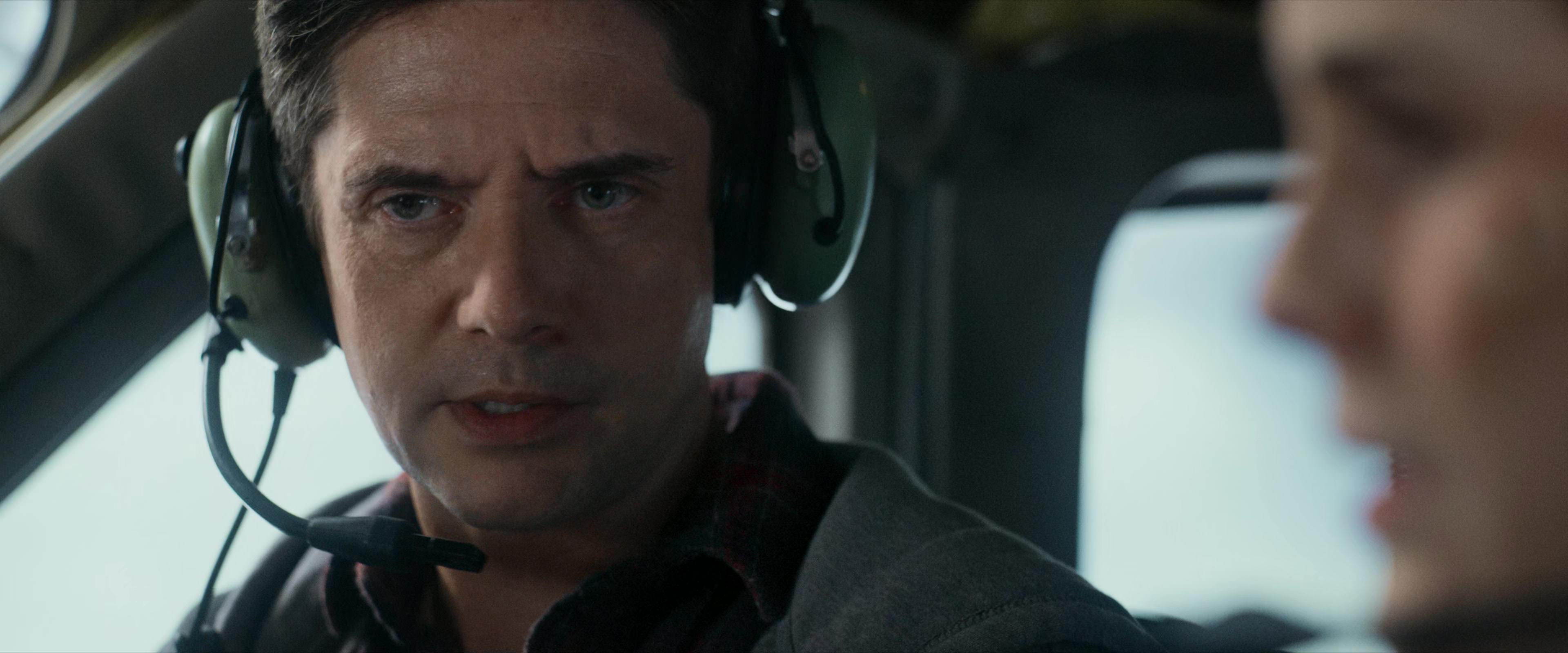 Flight Risk (2025) [4K] HD screenshot 4337