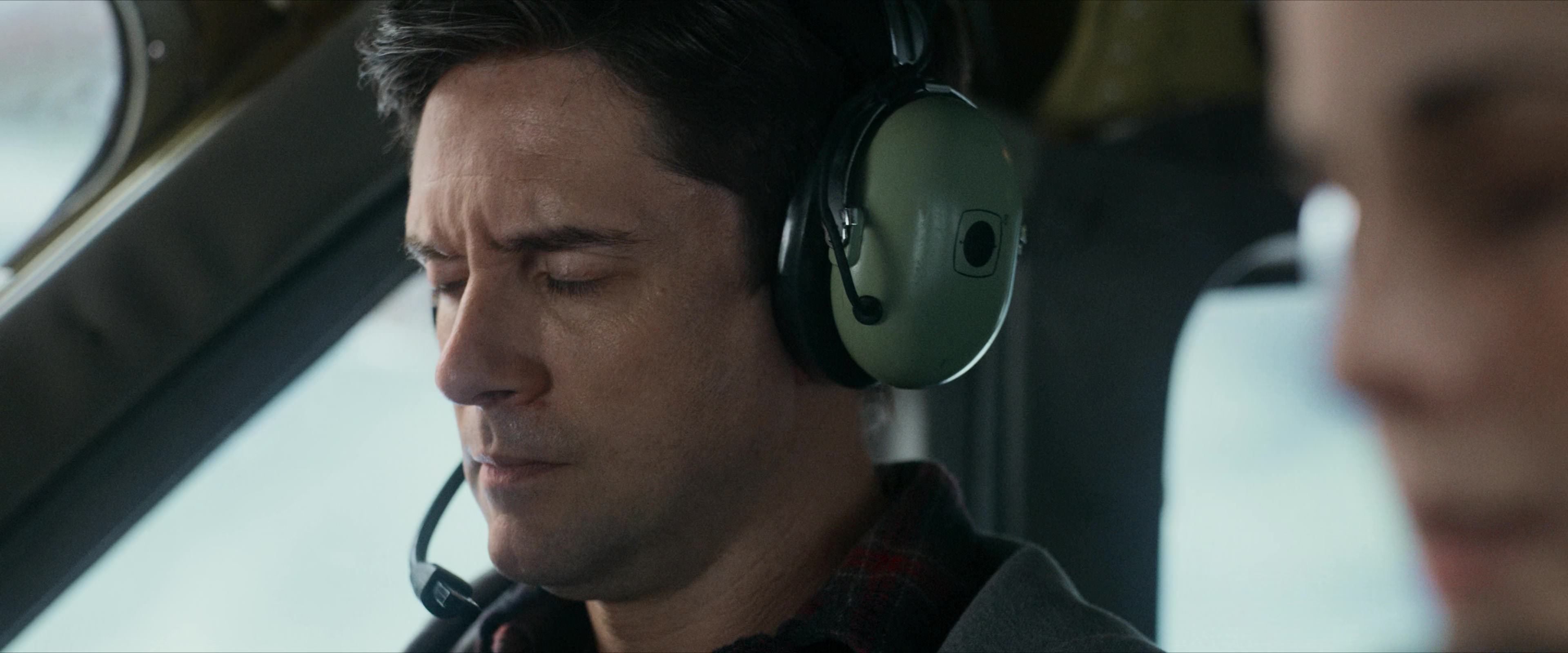 Flight Risk (2025) [4K] screencap 4368