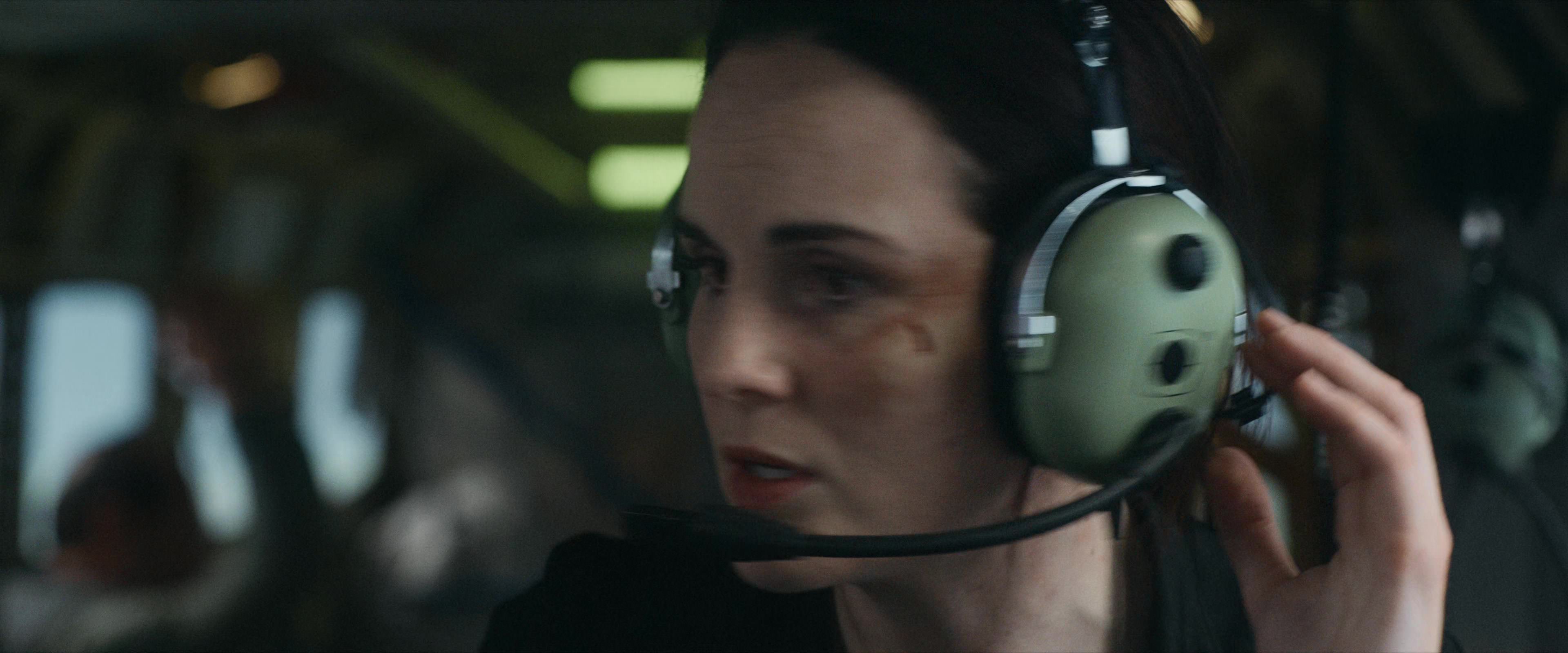 Flight Risk (2025) [4K] HD screenshot 4430