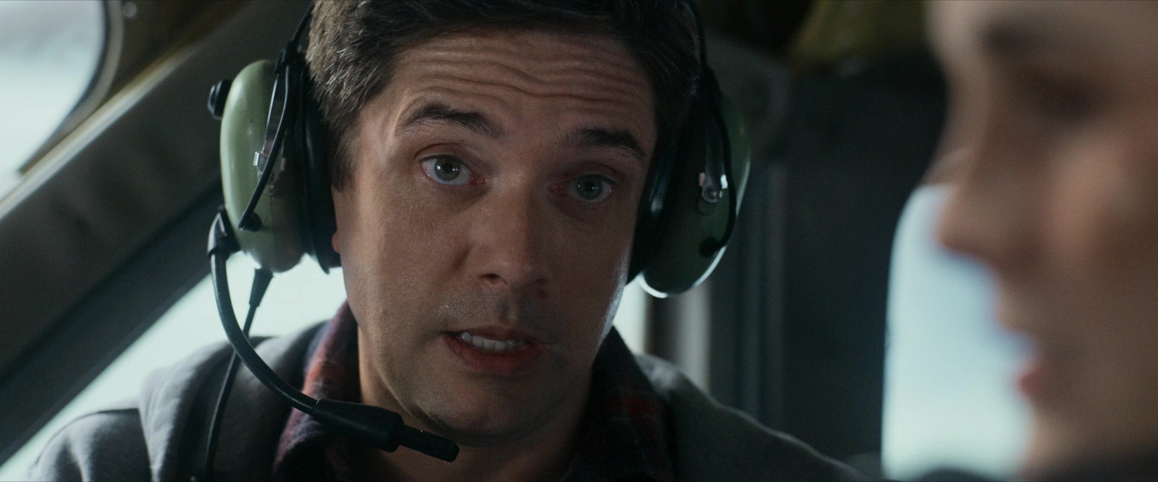 Flight Risk (2025) [4K] HD screenshot 4439