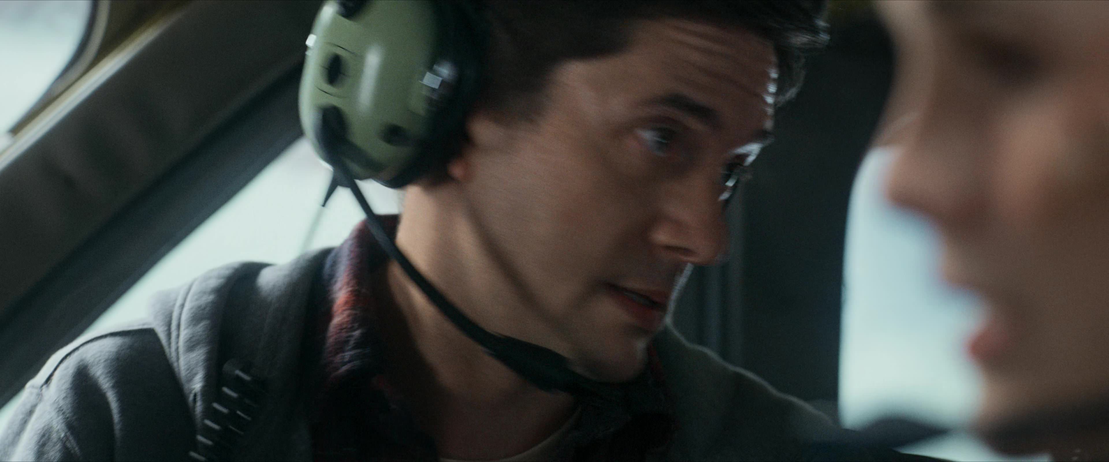 Flight Risk (2025) [4K] HD screenshot 4442