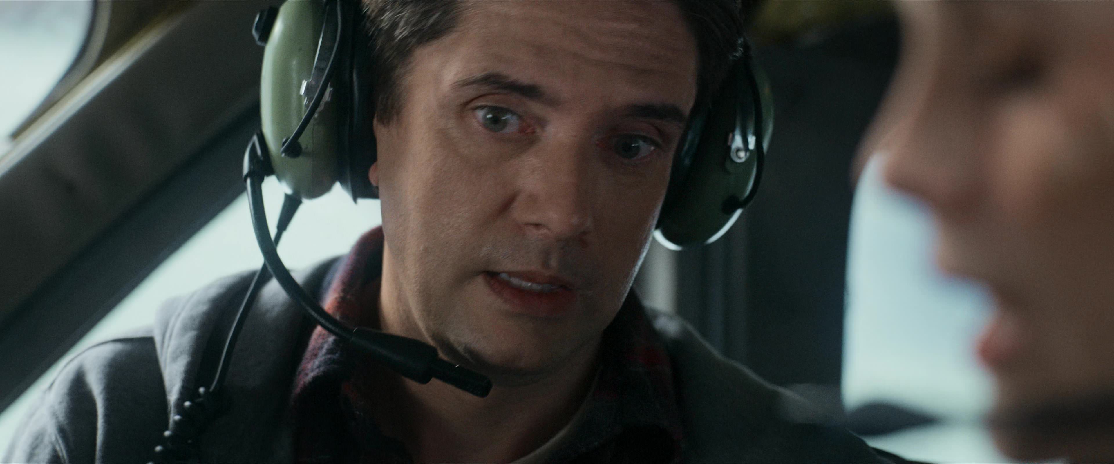 Flight Risk (2025) [4K] screencap 4443