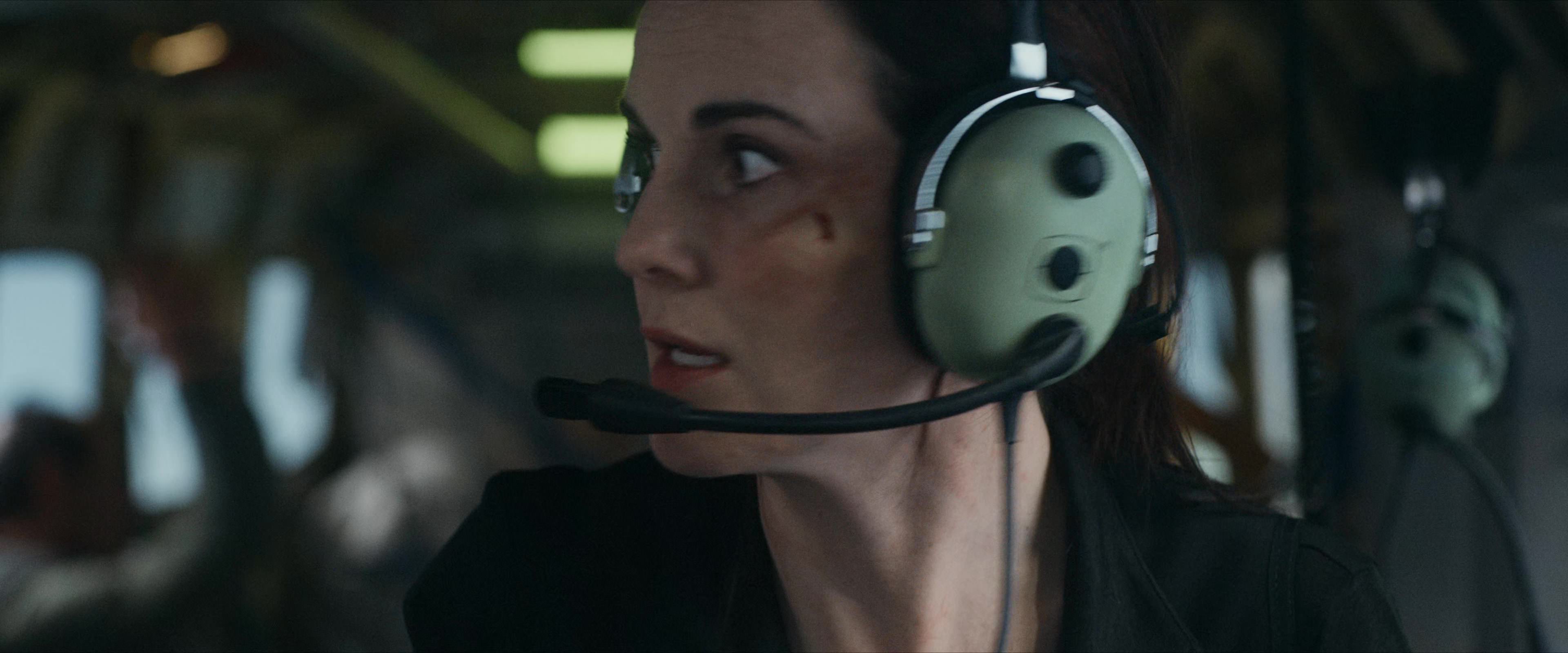 Flight Risk (2025) [4K] HD screenshot 4463