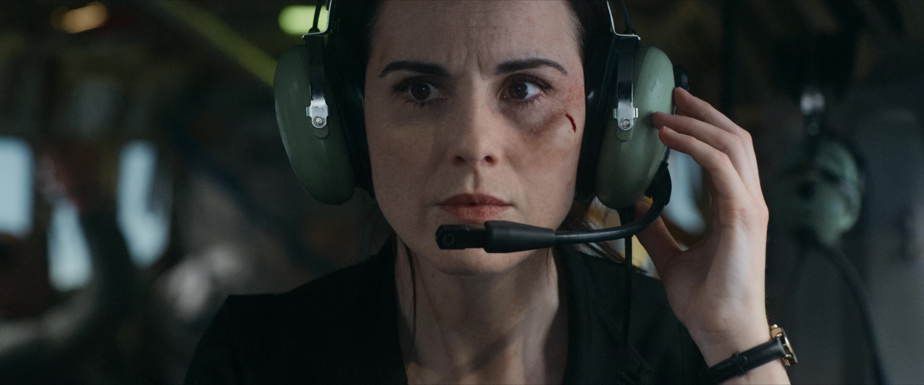 Flight Risk (2025) [4K] screencap 4506