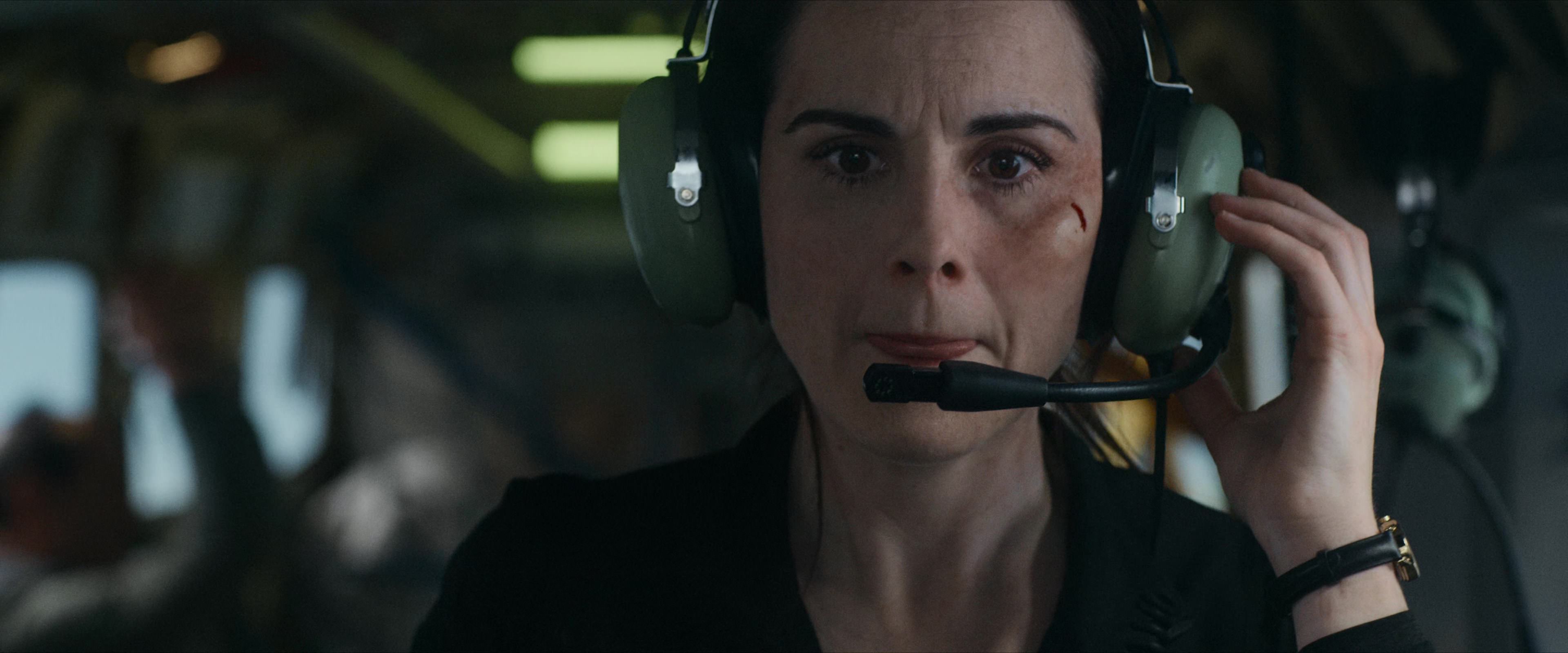 Flight Risk (2025) [4K] screencap 4512