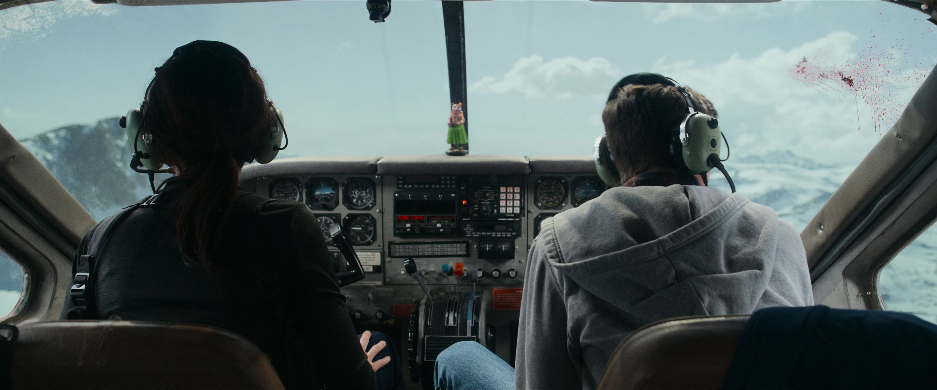 Flight Risk (2025) [4K] HD screenshot 4580