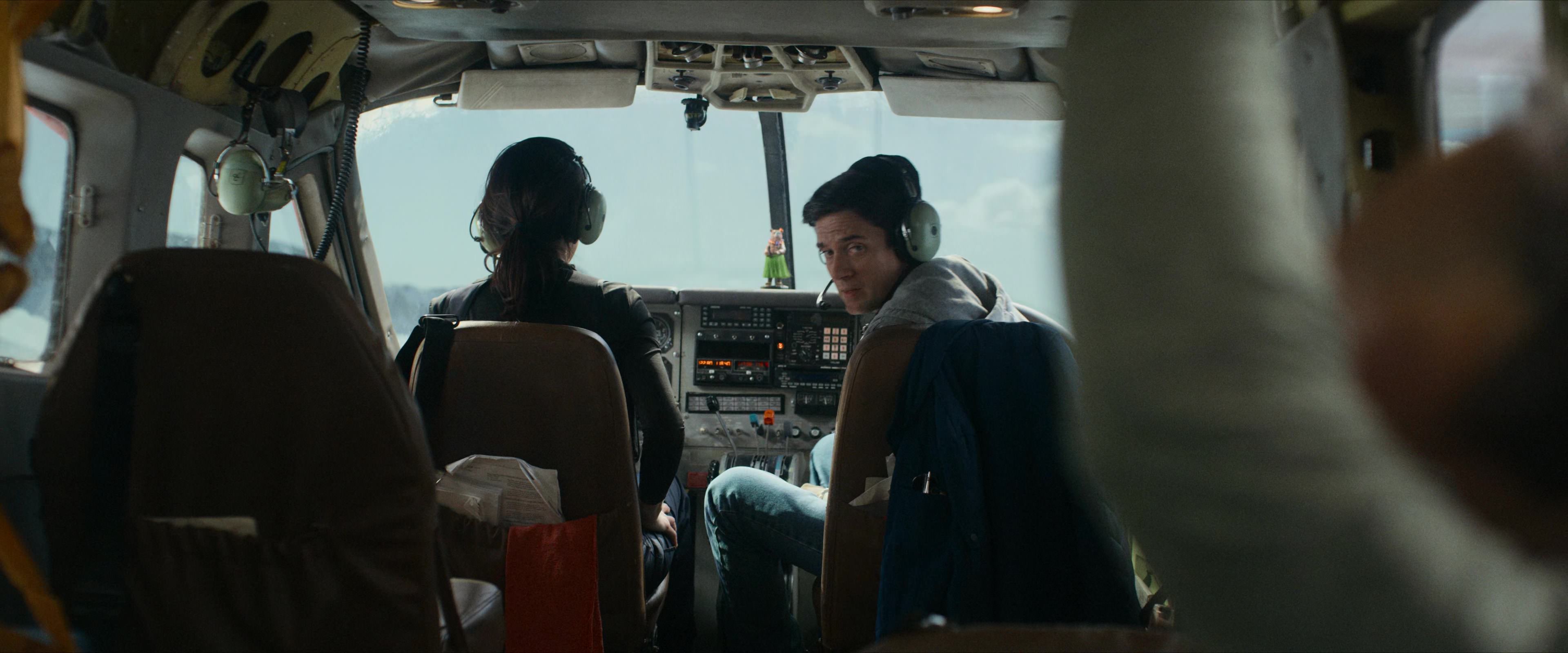 Flight Risk (2025) [4K] HD screenshot 4601