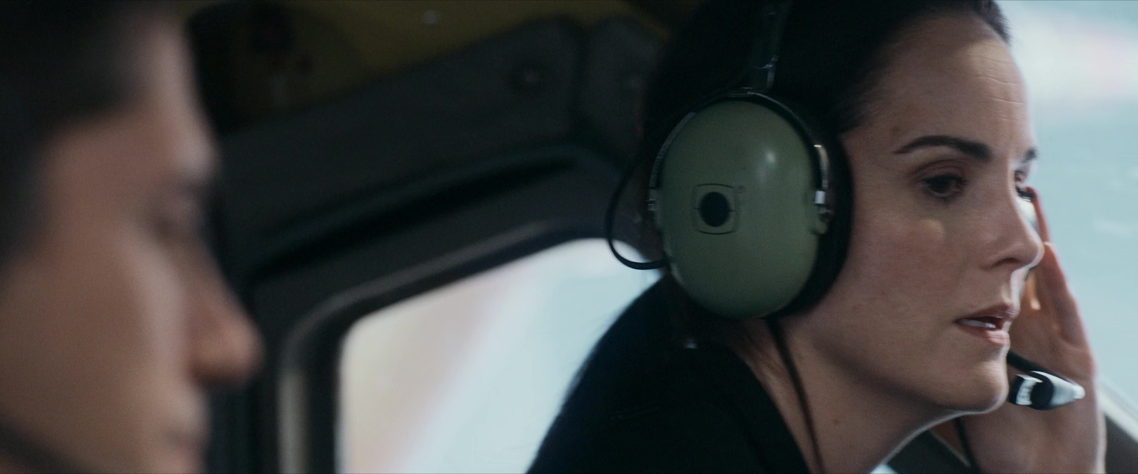 Flight Risk (2025) [4K] screencap 4614