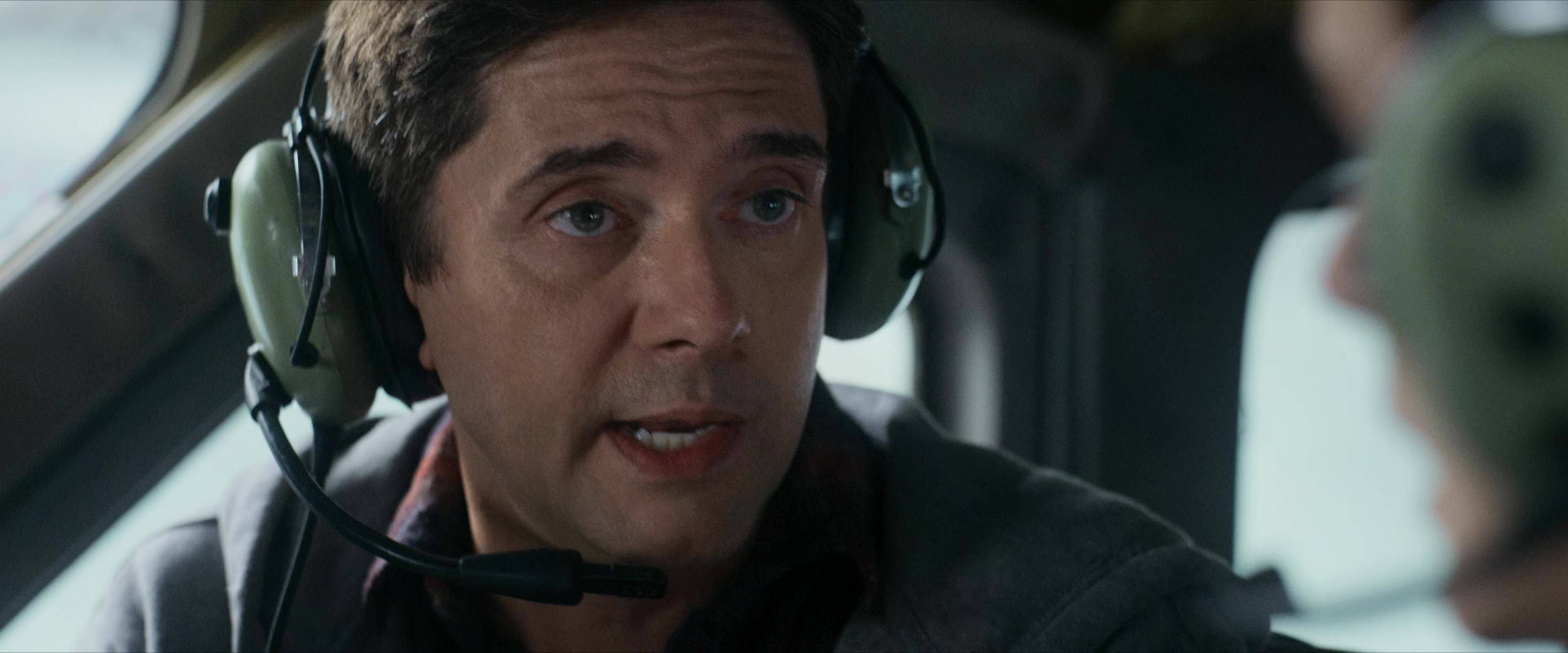Flight Risk (2025) [4K] HD screenshot 4634