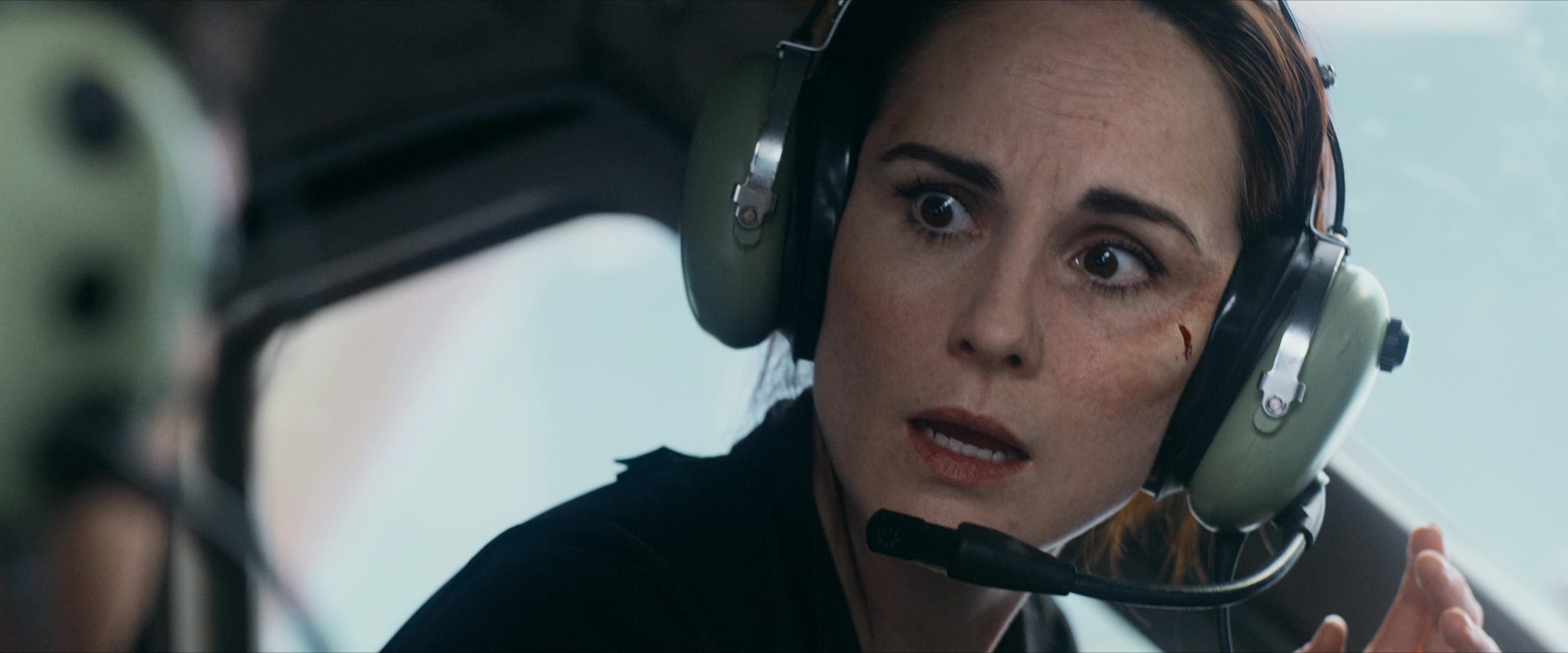 Flight Risk (2025) [4K] screencap 4638