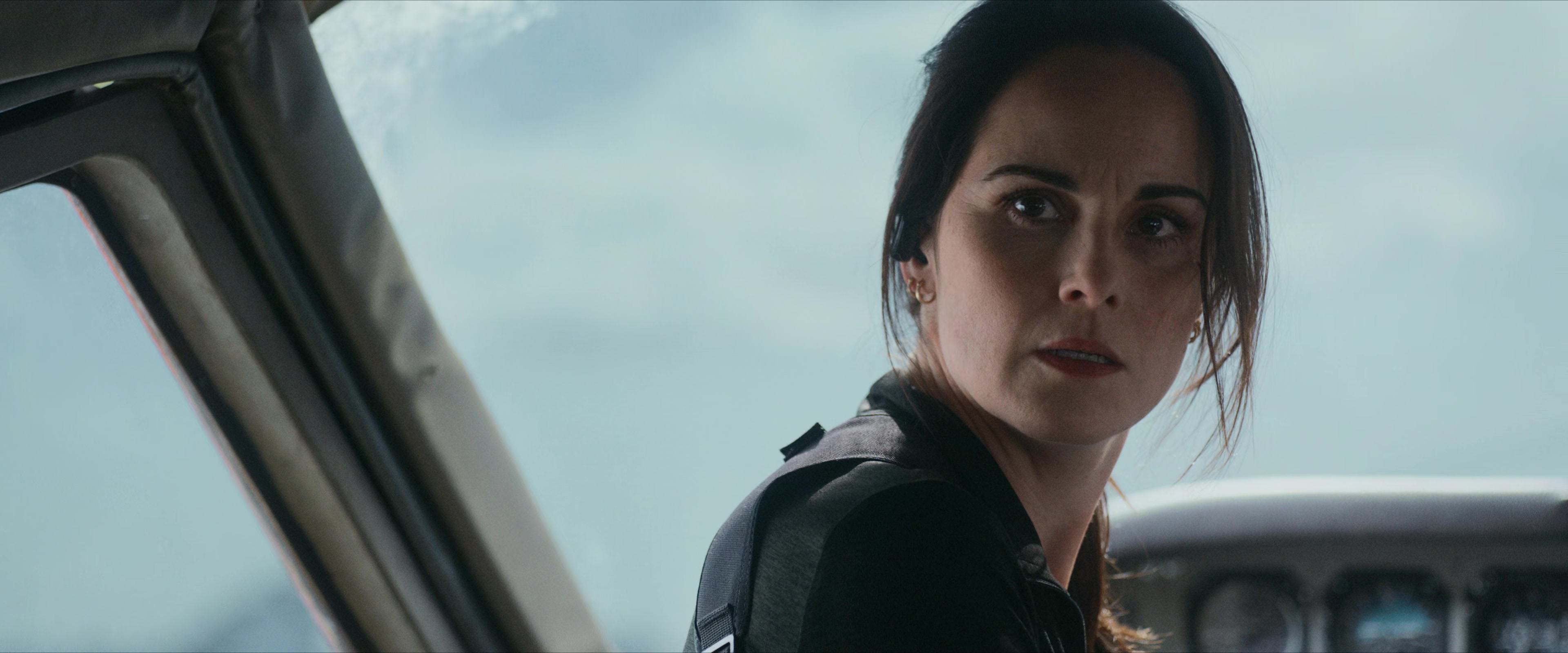 Flight Risk (2025) [4K] HD screenshot 4859