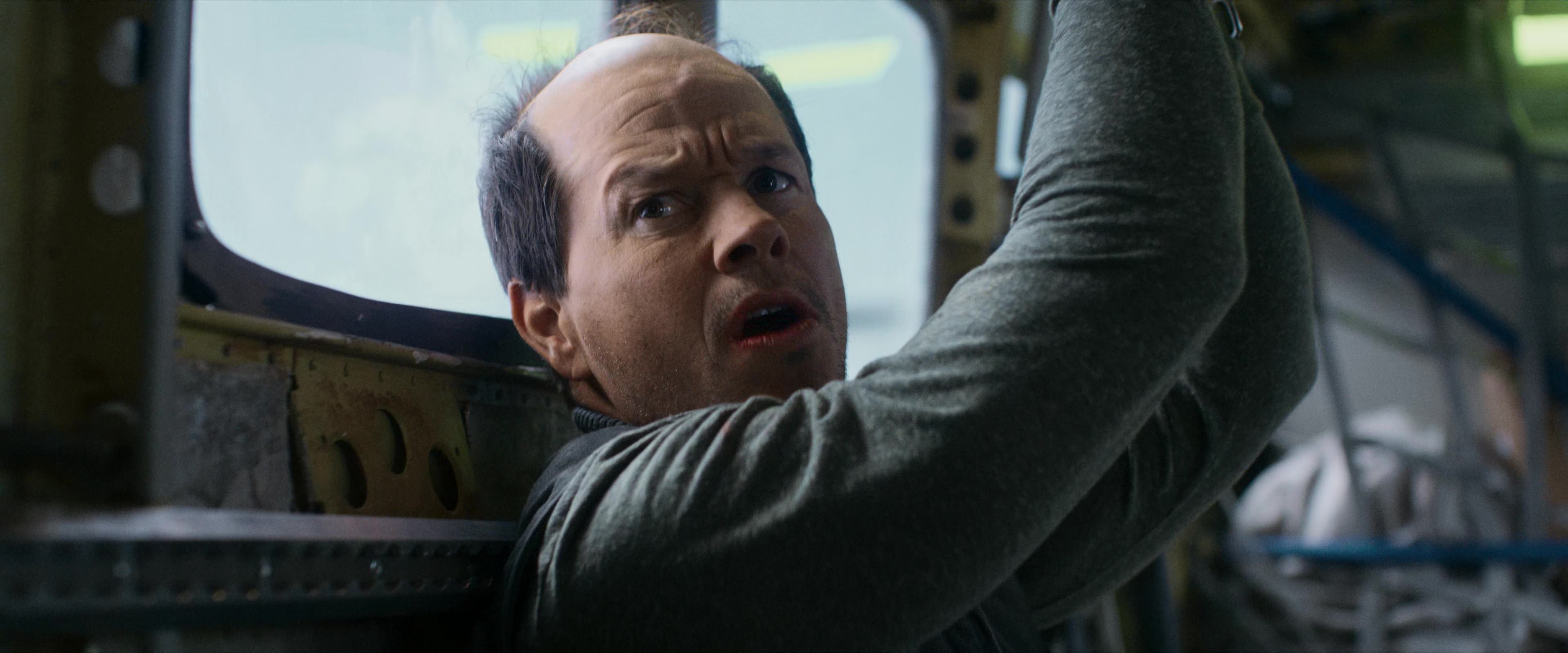 Flight Risk (2025) [4K] screencap 4872